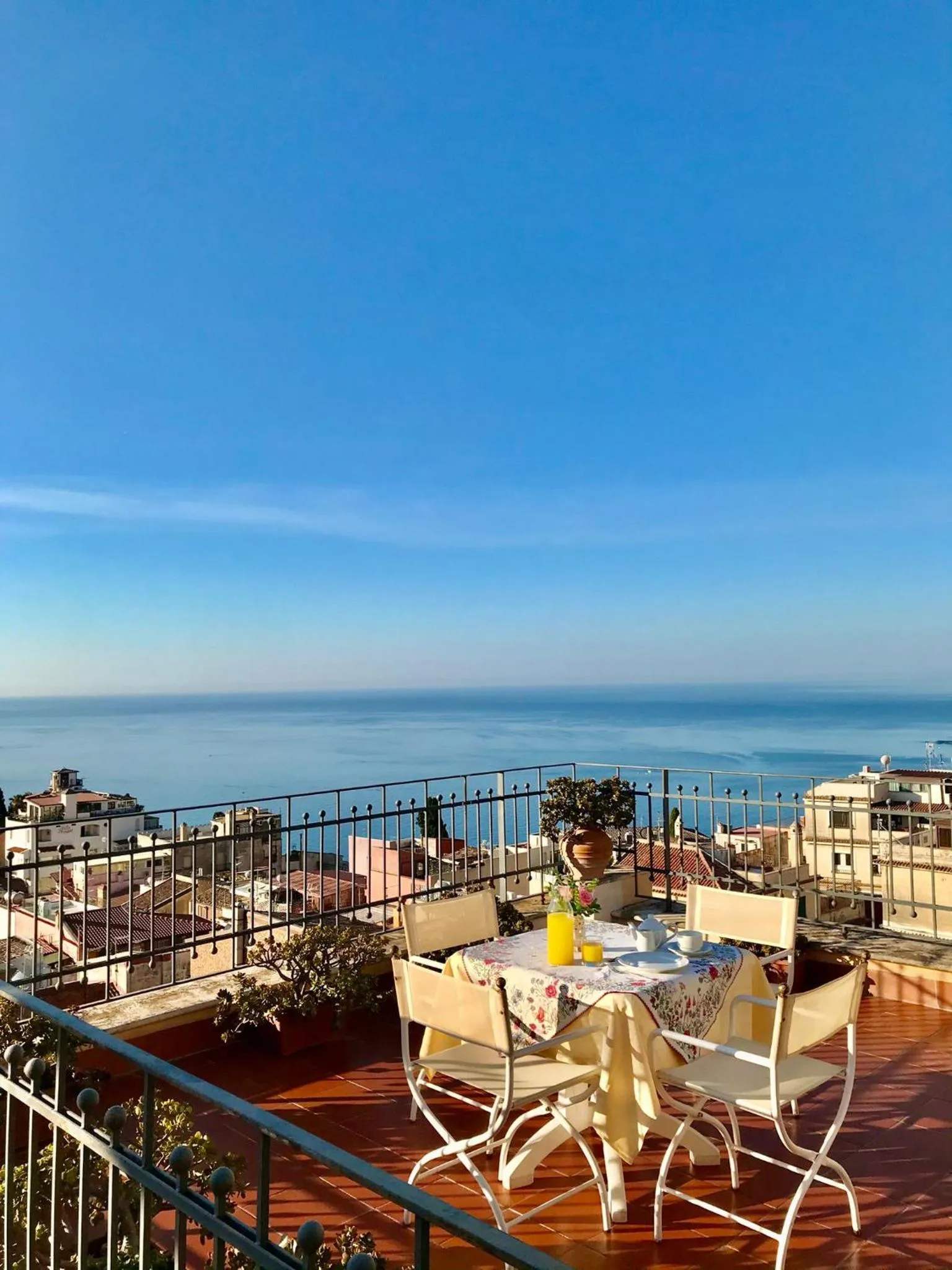 Balcony/Terrace in Hotel Isabella