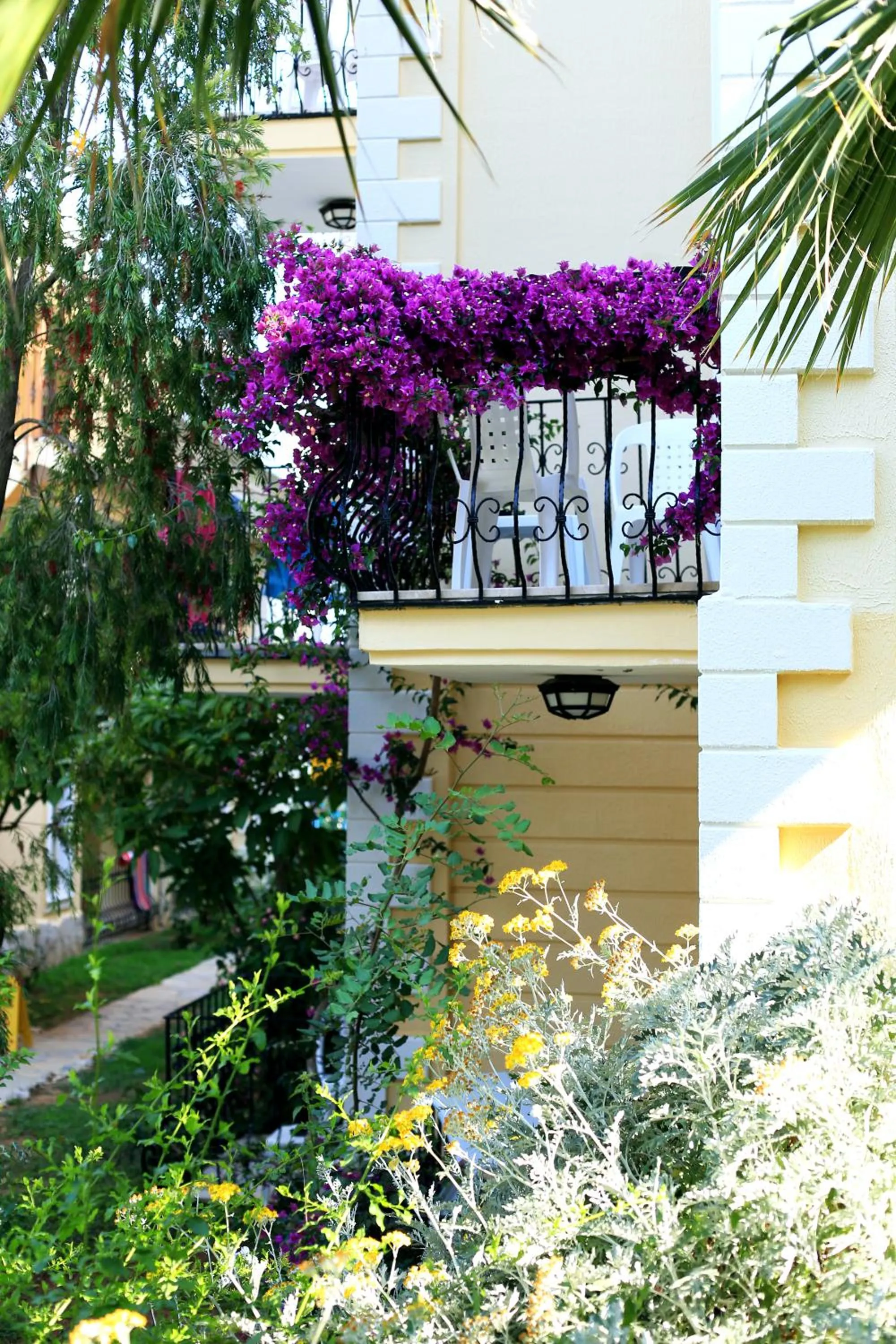 Garden in Yel Holiday Resort