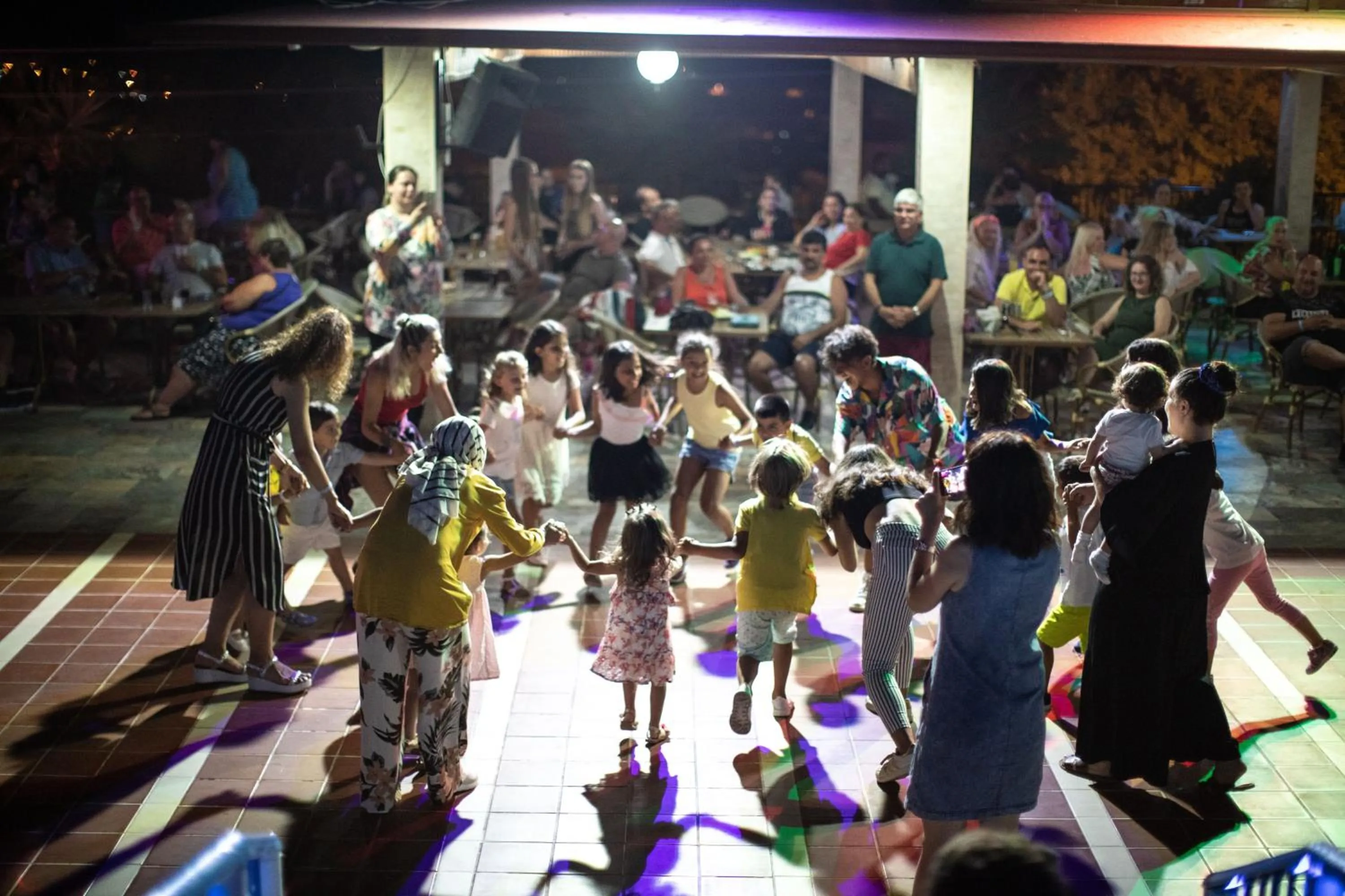 Evening entertainment in Yel Holiday Resort
