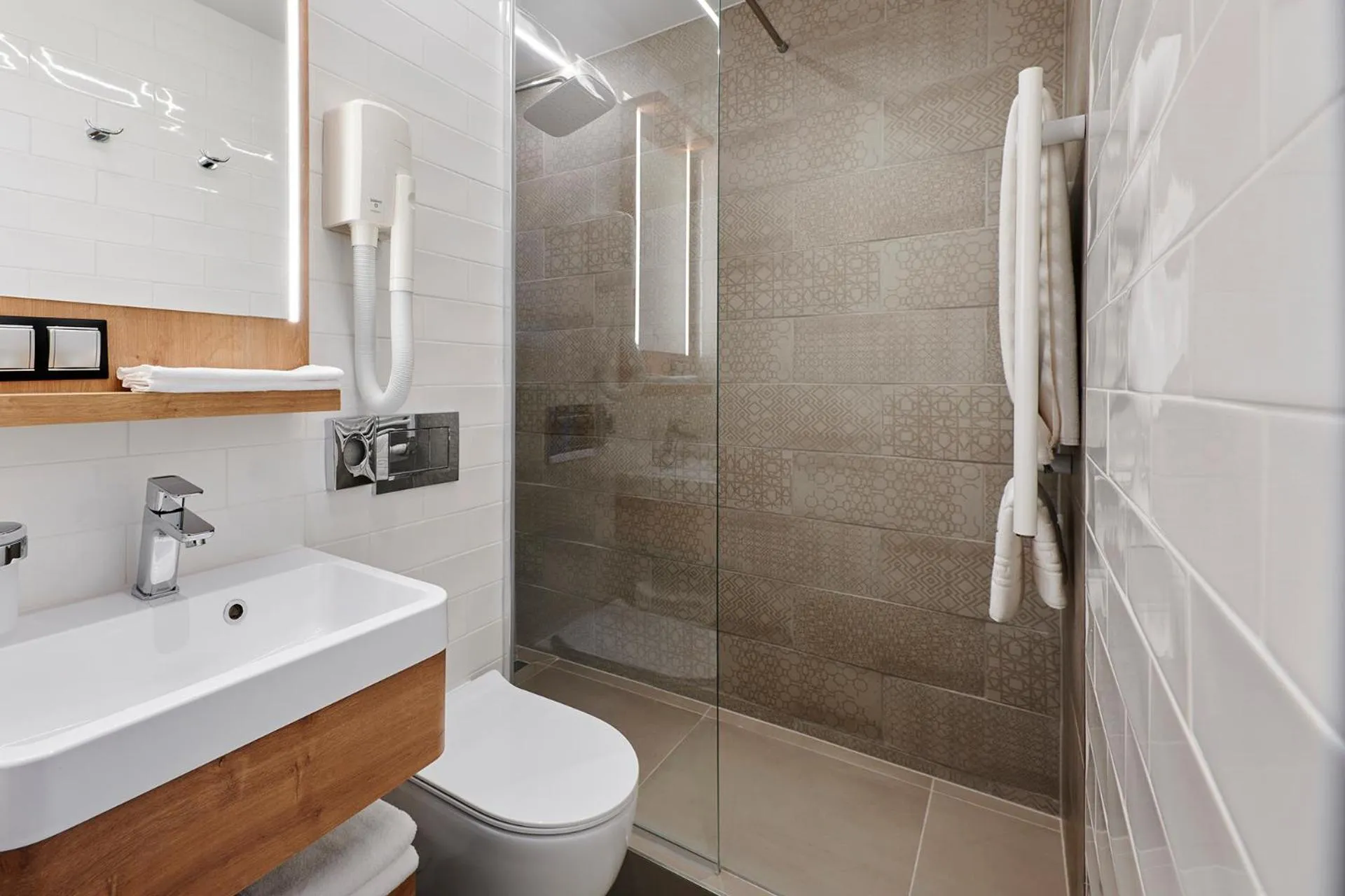 Toilet in Hotel OTP Balatonszemes