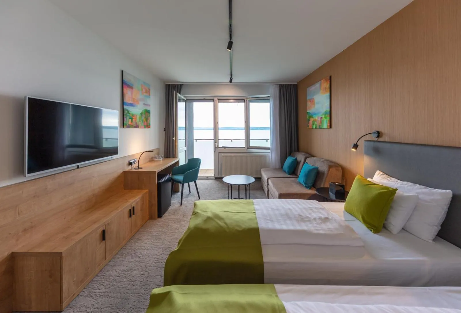 Photo of the whole room, Bed in Hotel OTP Balatonszemes