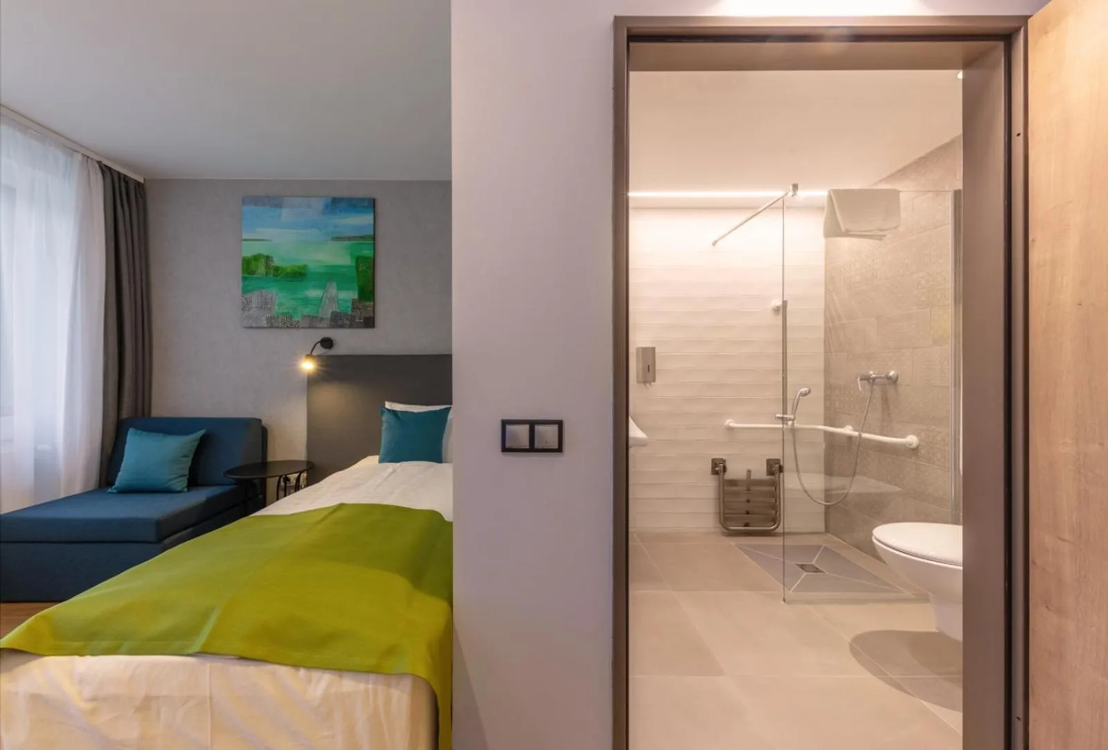 Photo of the whole room, Bed in Hotel OTP Balatonszemes