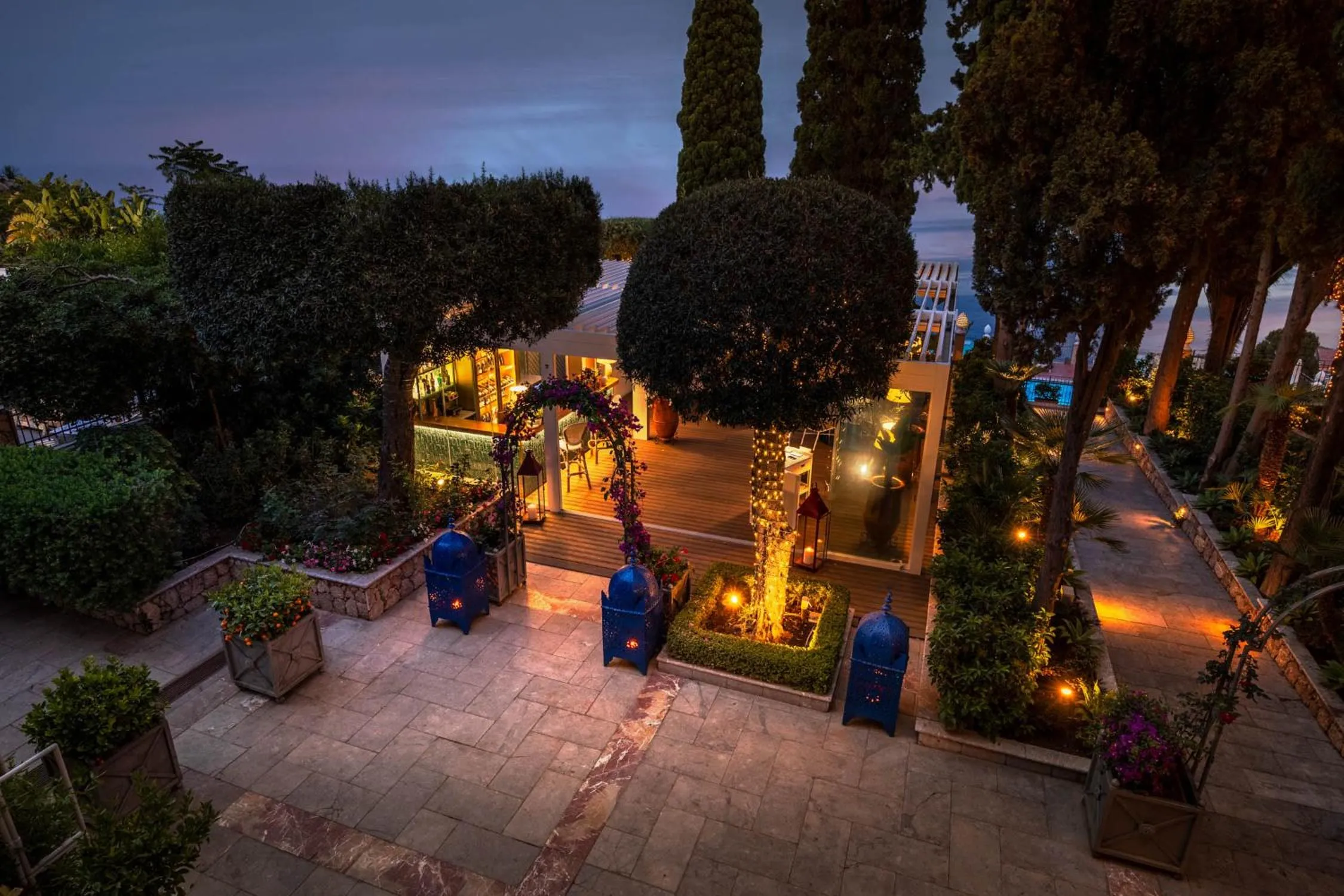 Restaurant/places to eat in Grand Hotel San Pietro Taormina