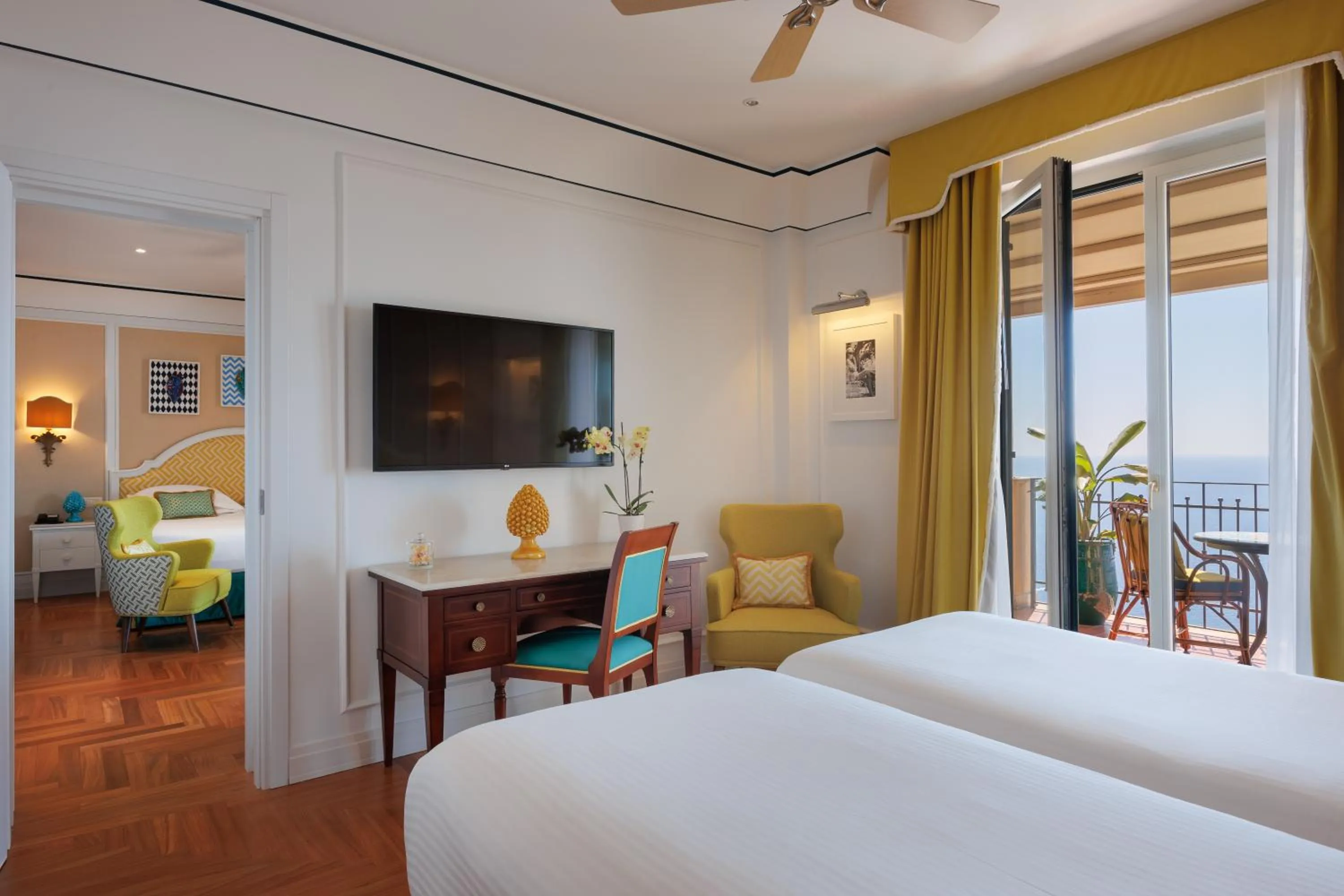 Bedroom, Bed in Grand Hotel San Pietro Taormina