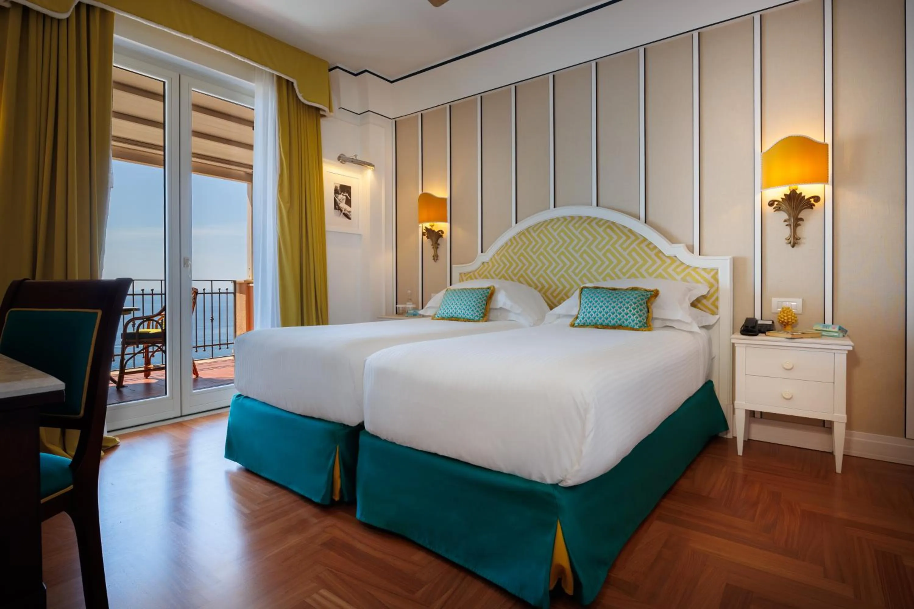 Bedroom, Bed in Grand Hotel San Pietro Taormina