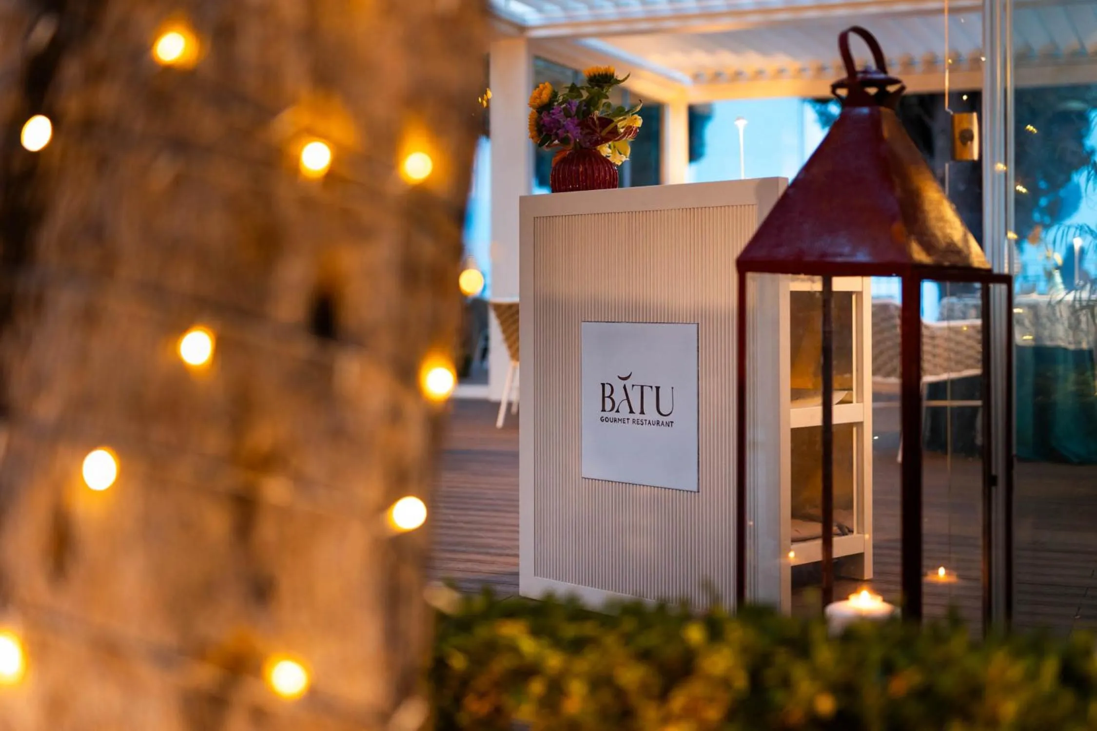 Restaurant/places to eat in Grand Hotel San Pietro Taormina