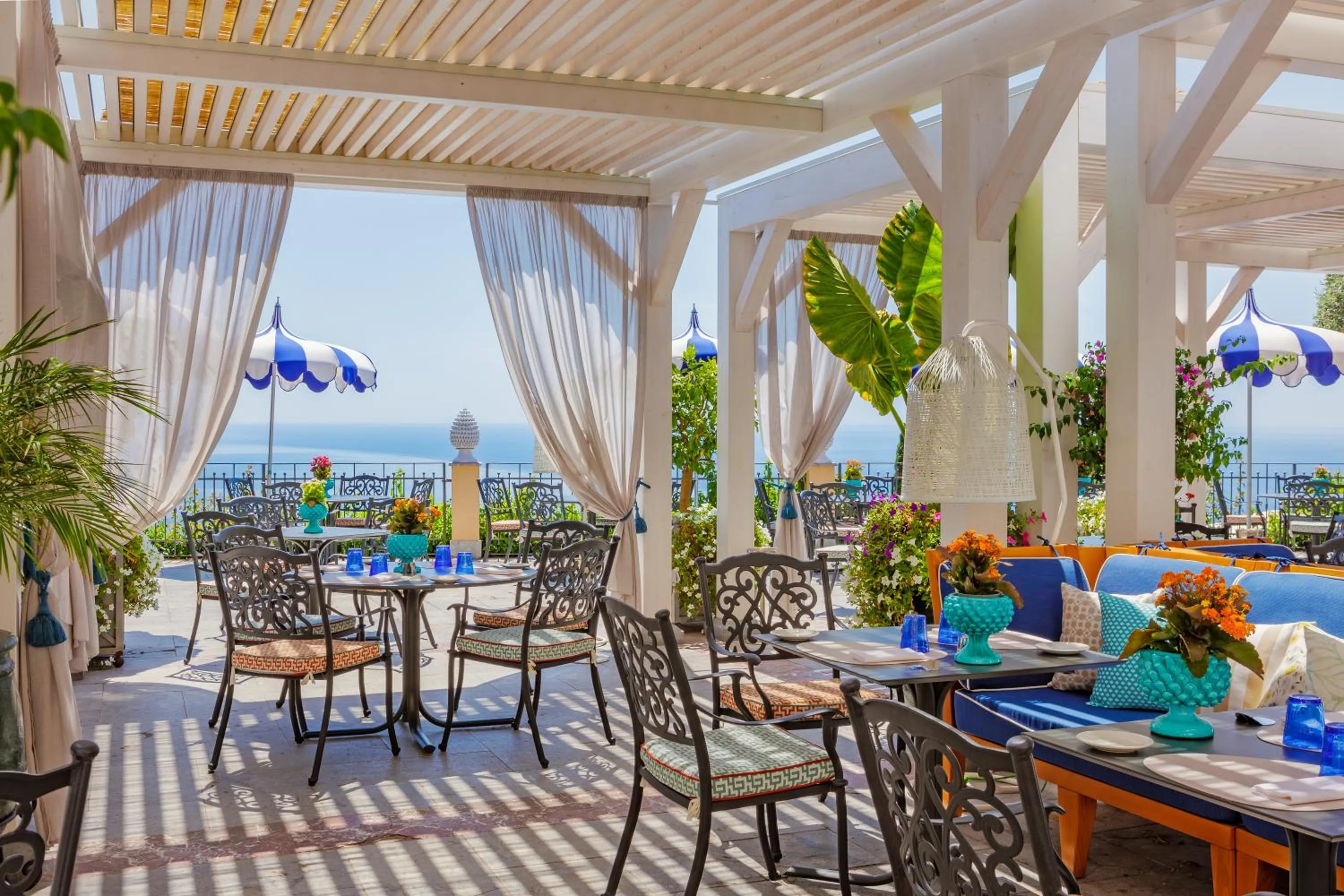 Restaurant/places to eat in Grand Hotel San Pietro Taormina