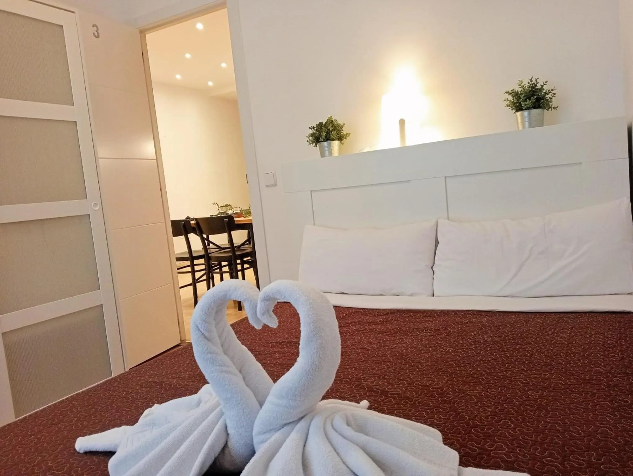 Bed in Far Home Plaza Mayor