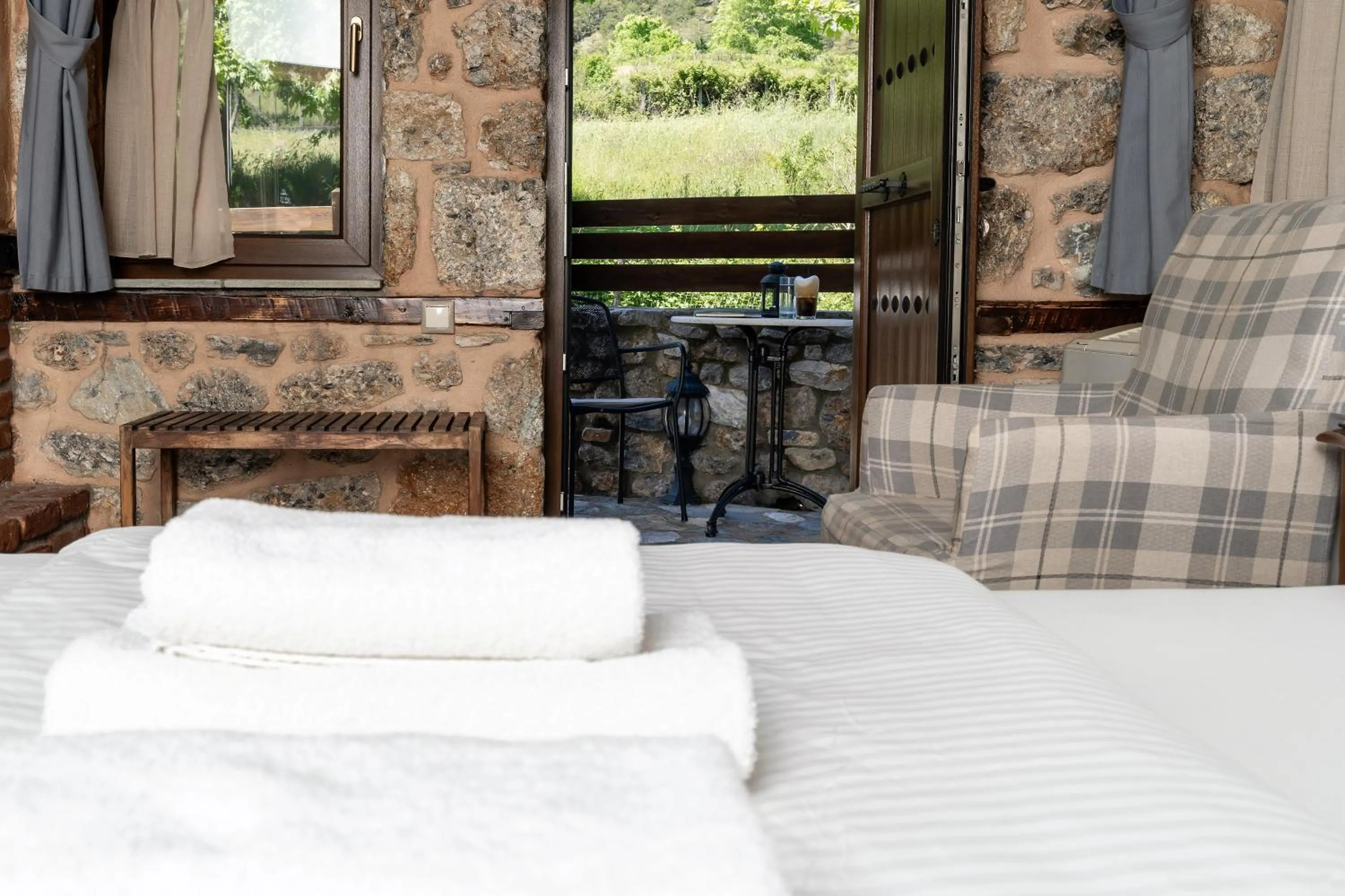 View (from property/room), Bed in Palio Litochoro The Countryside Lodge