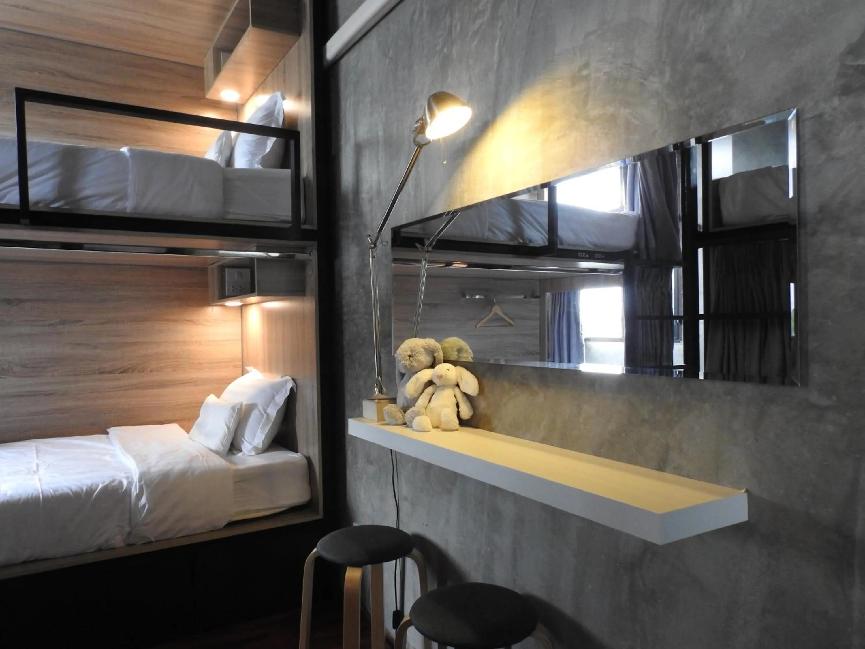 Bedroom, Bed in To Bed Poshtel