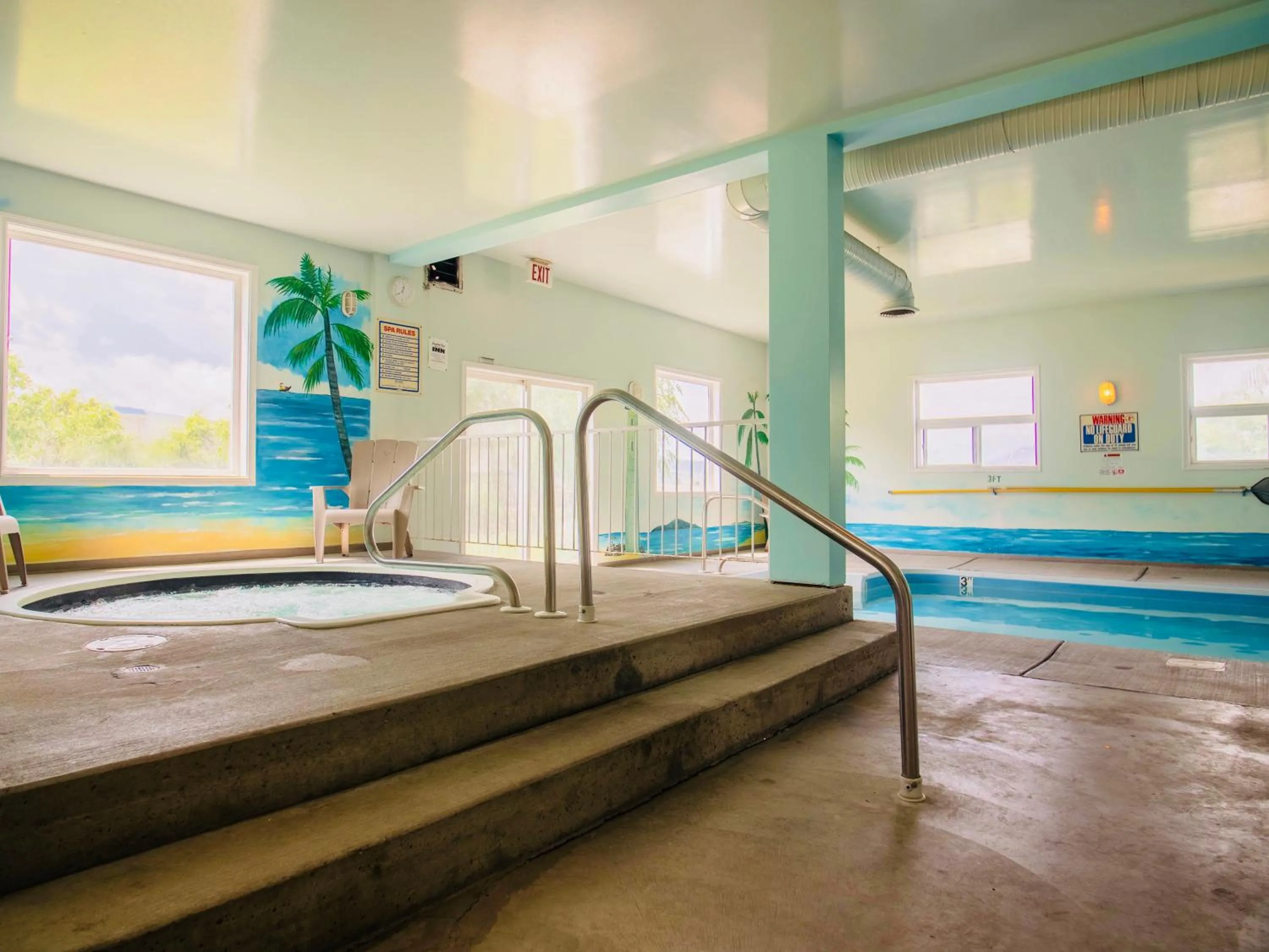Swimming pool in Country View Motor Inn