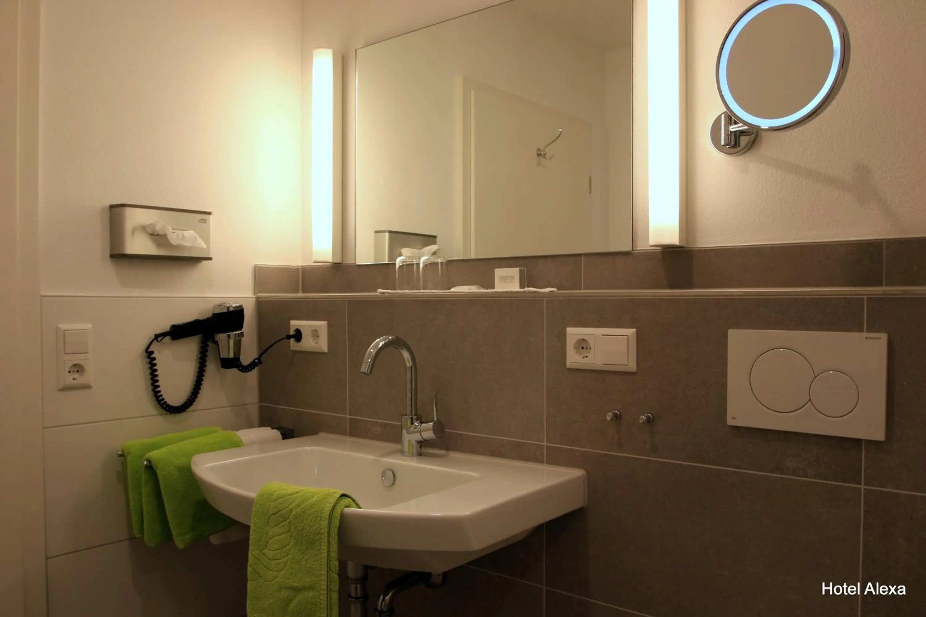 Bathroom in Hotel Alexa