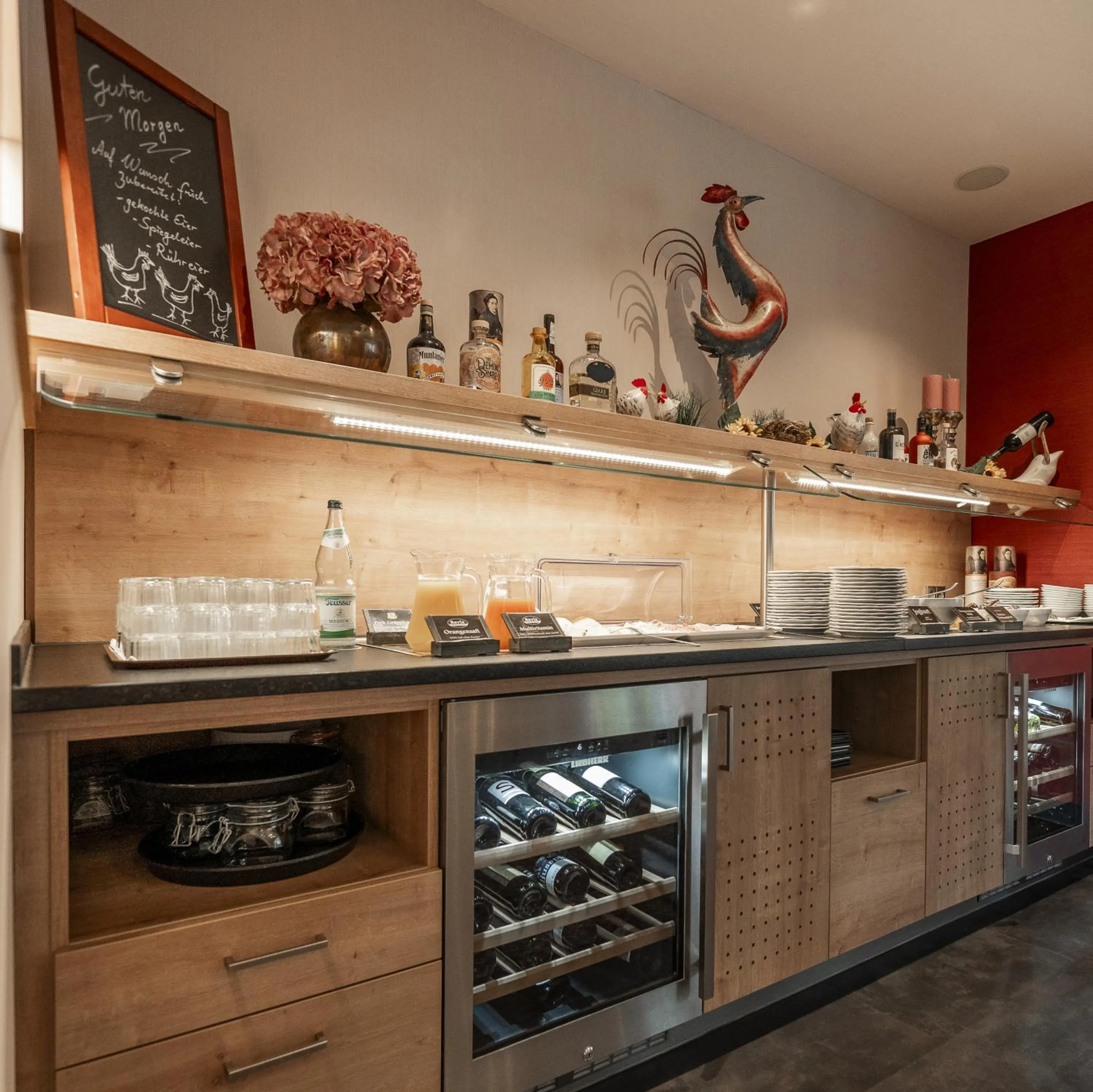 Breakfast in Hotel Alexa