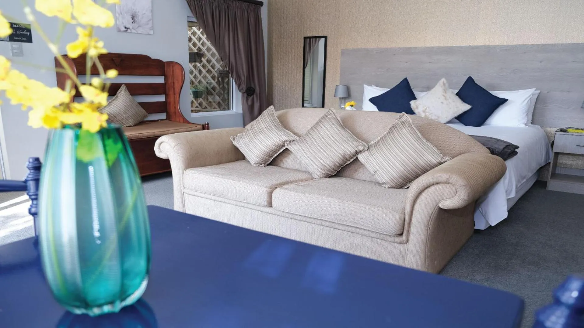 Bed in McAllisters on 8th