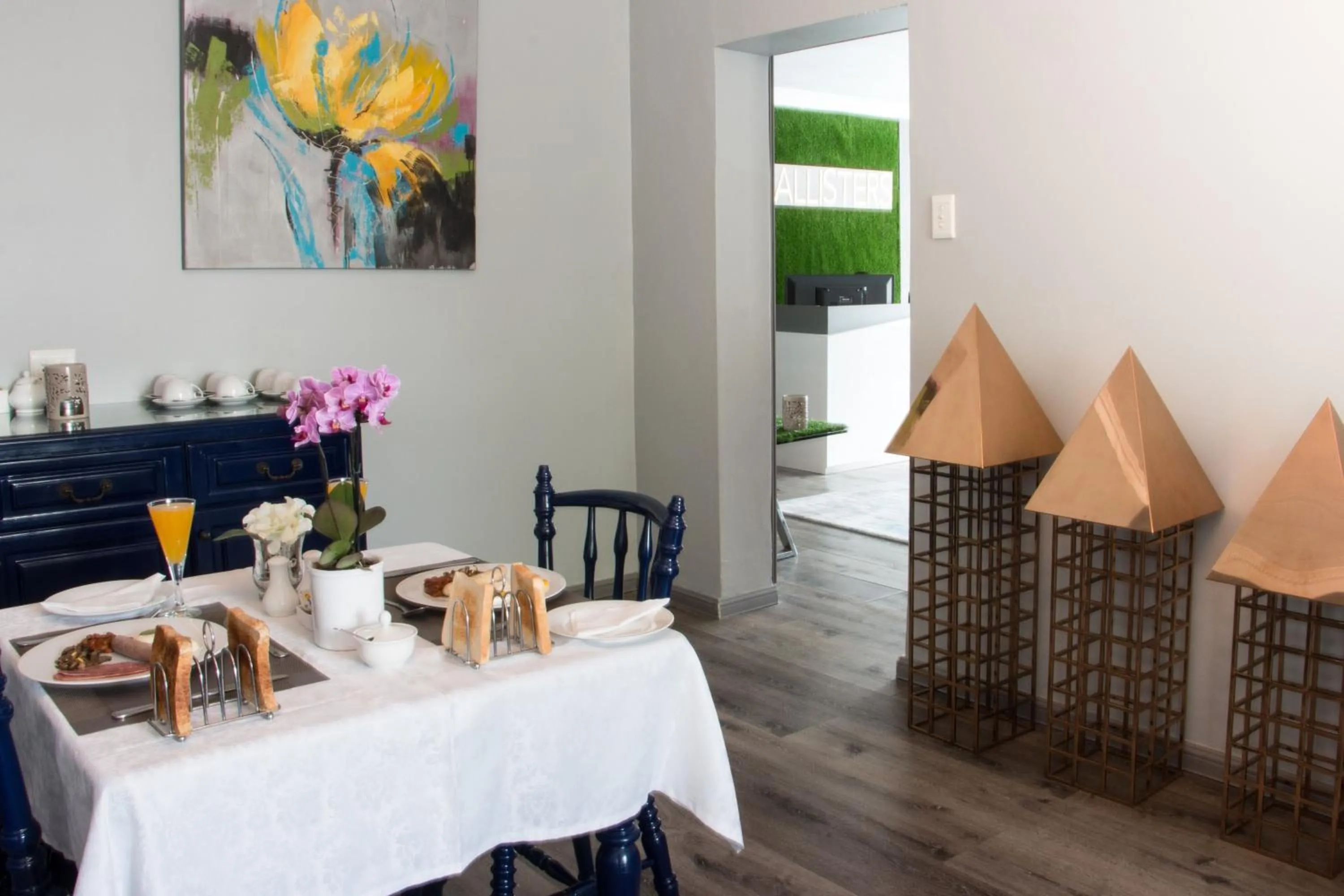 Dining area in McAllisters on 8th