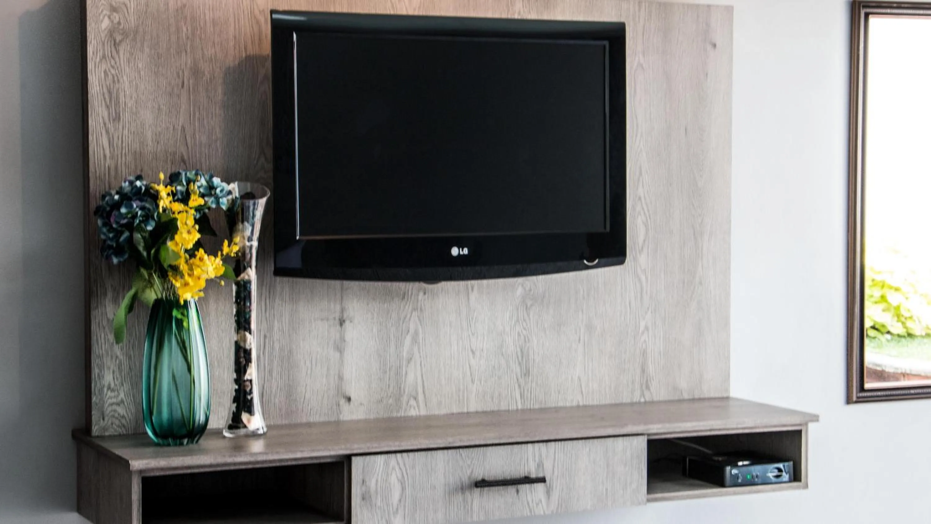 Bedroom in McAllisters on 8th