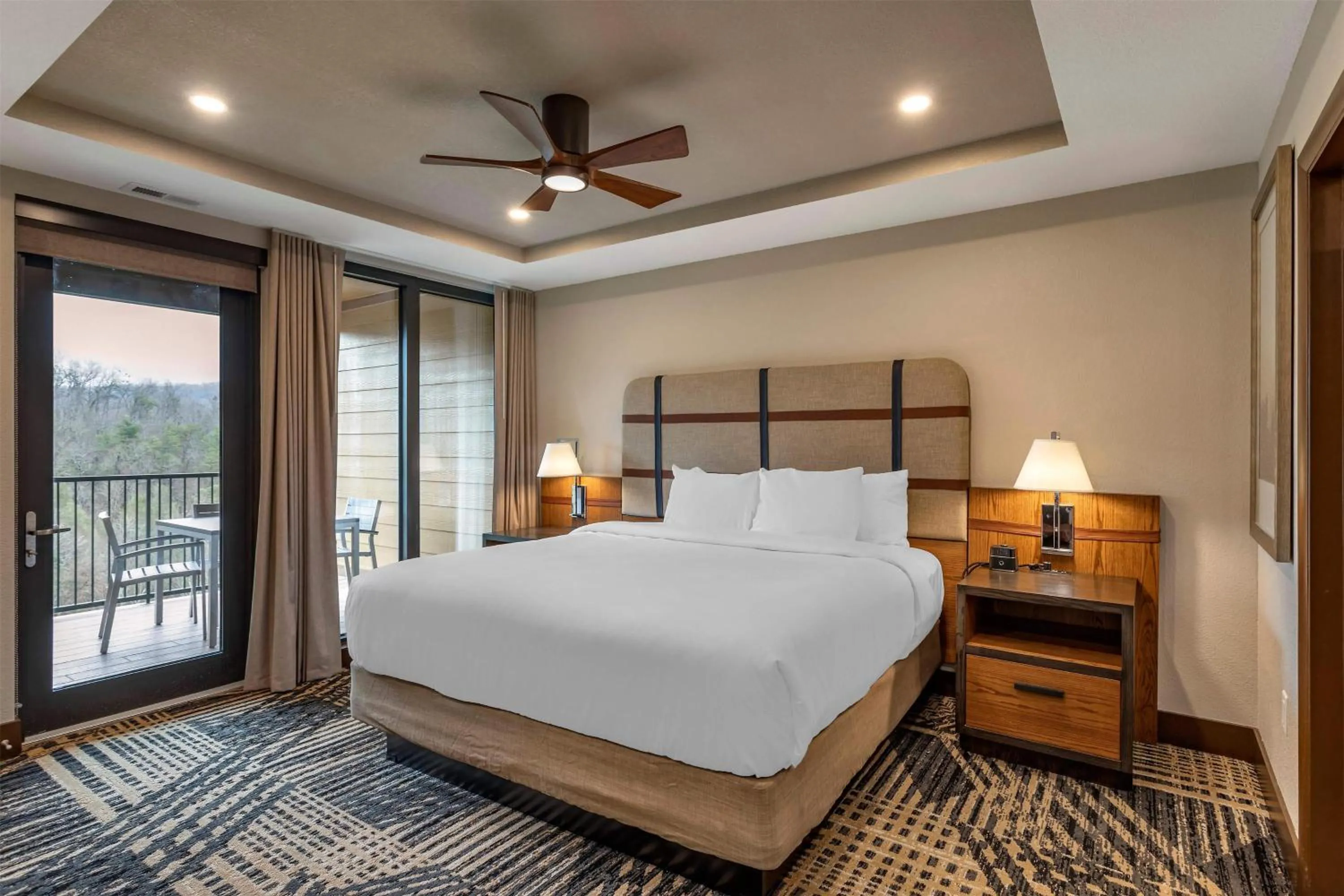 Bed in Hilton Vacation Club MountainLoft Gatlinburg