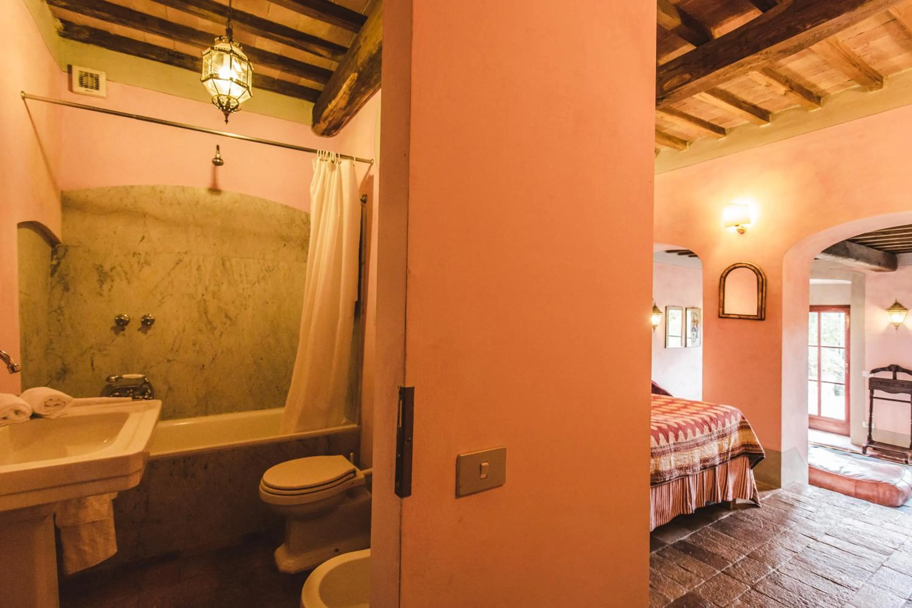 Bathroom in La Veronica Exclusive Chianti Resort