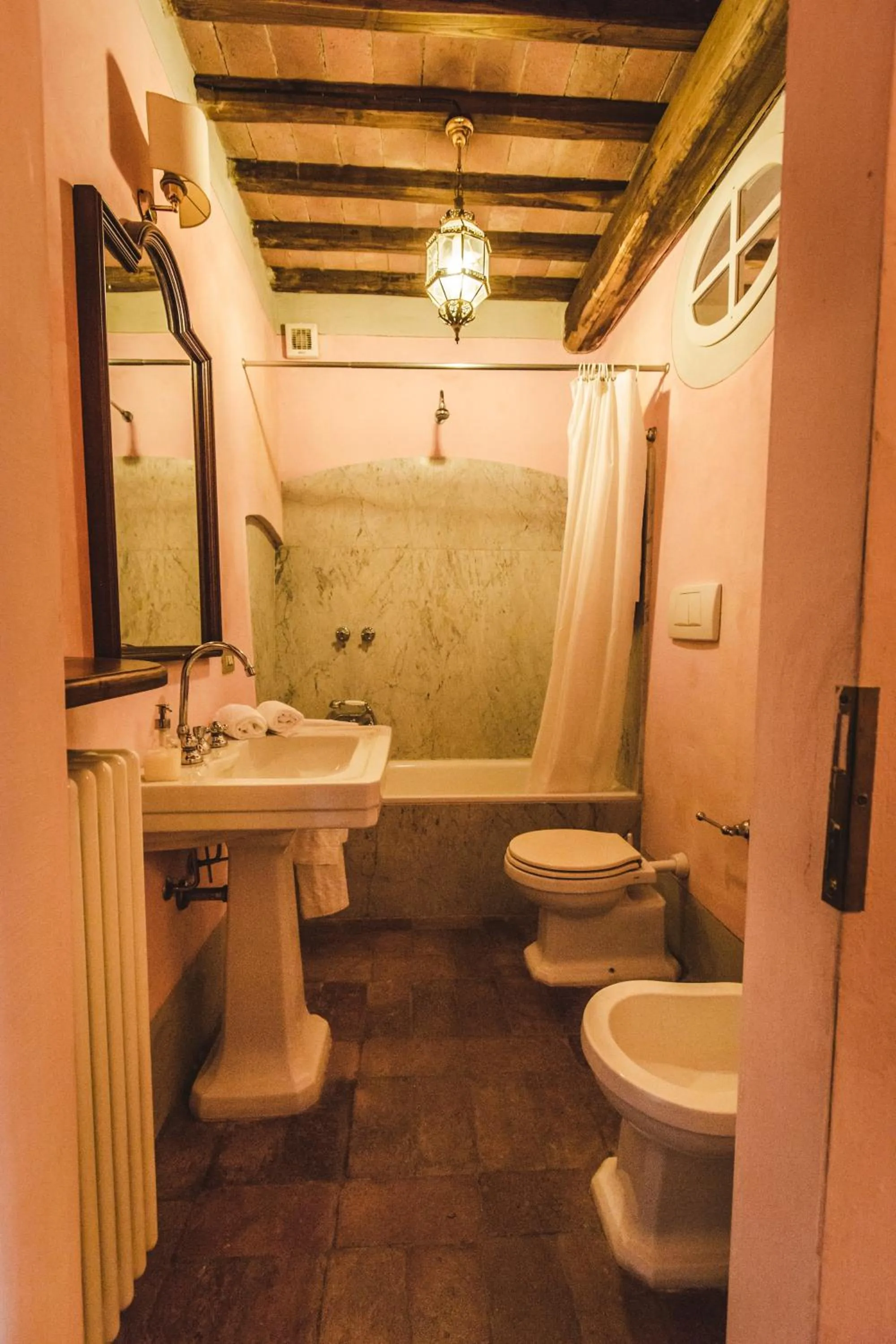 Bathroom in La Veronica Exclusive Chianti Resort