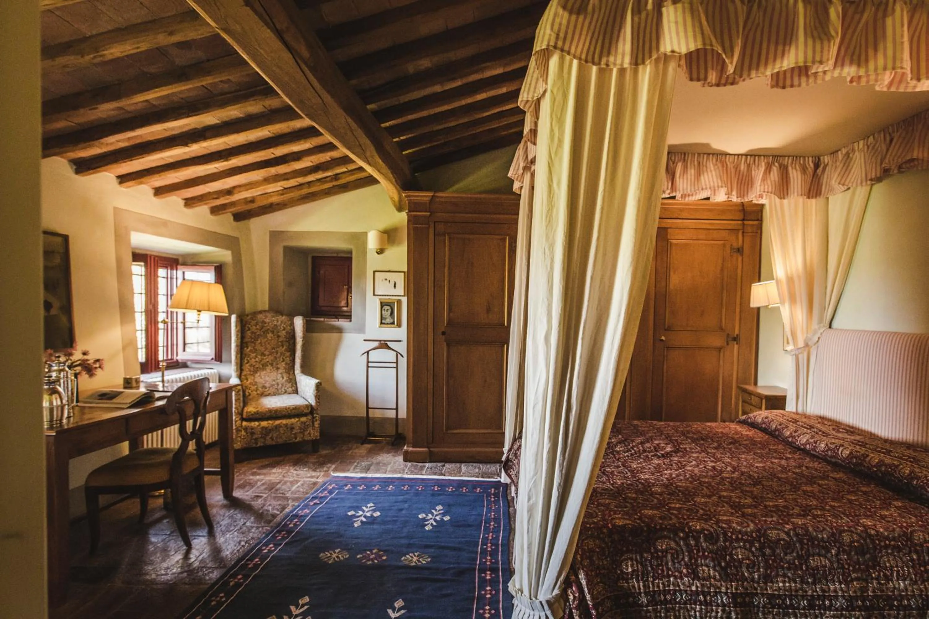Photo of the whole room, Bed in La Veronica Exclusive Chianti Resort