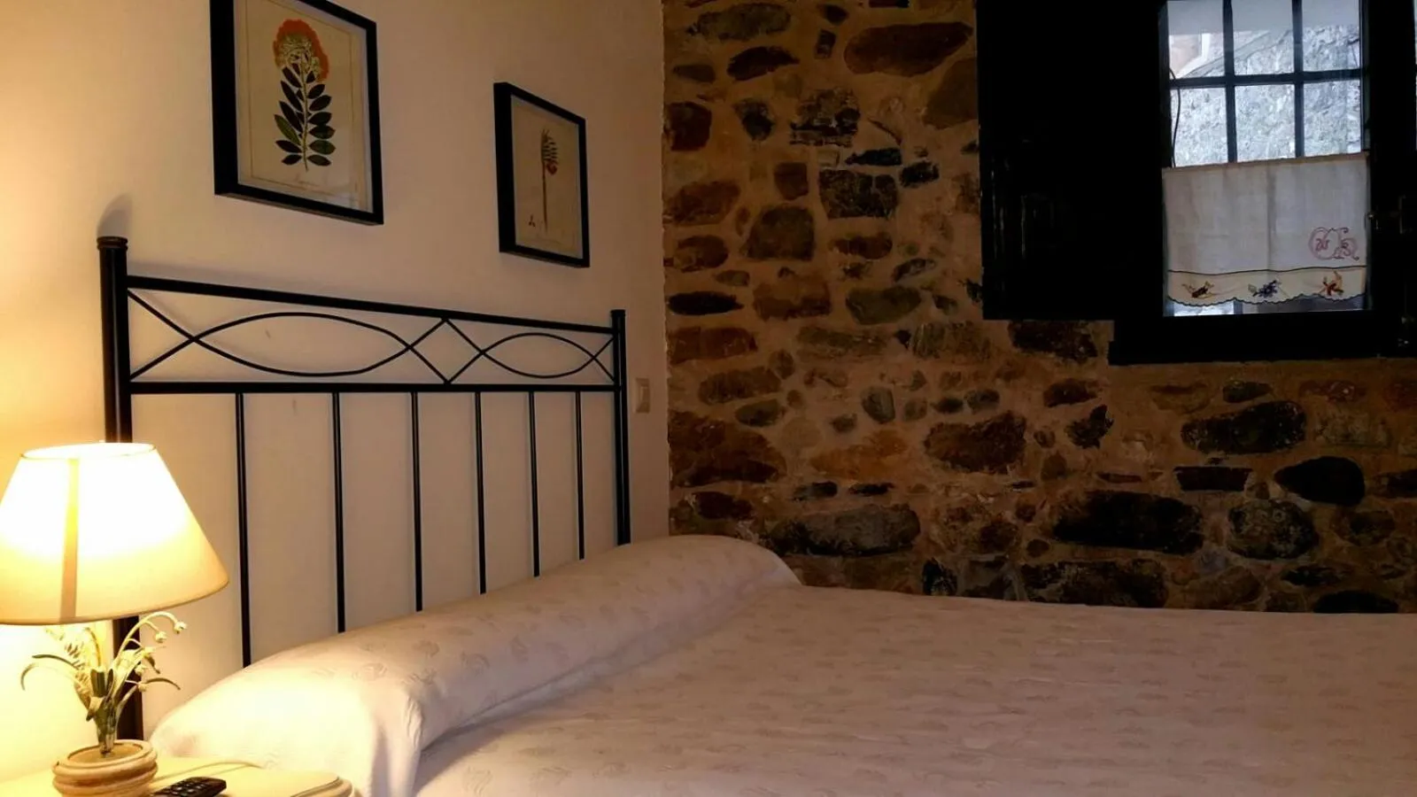 Bedroom, Bed in Casa Rural Las Pedrolas