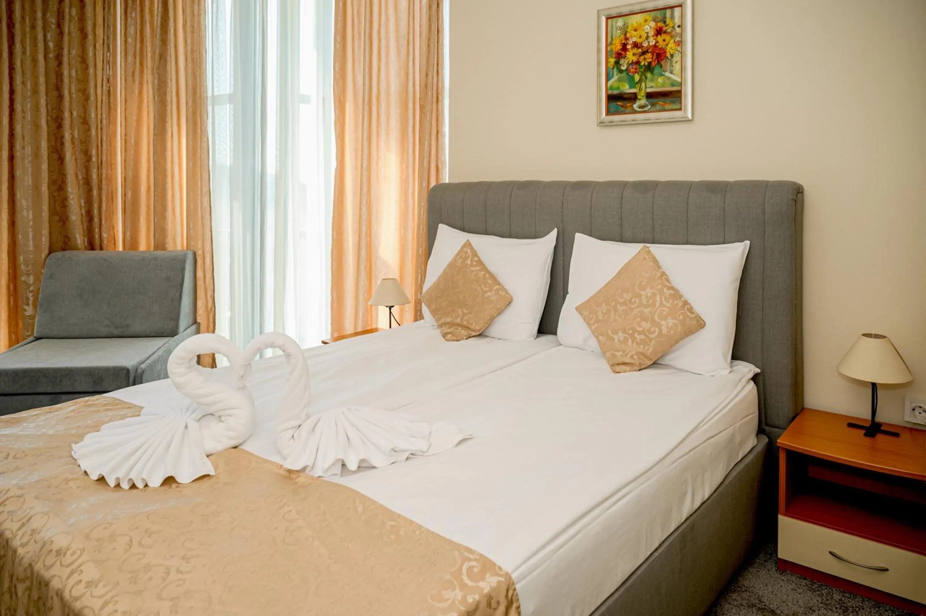 Bed in Paradise Hotel & Relax Center