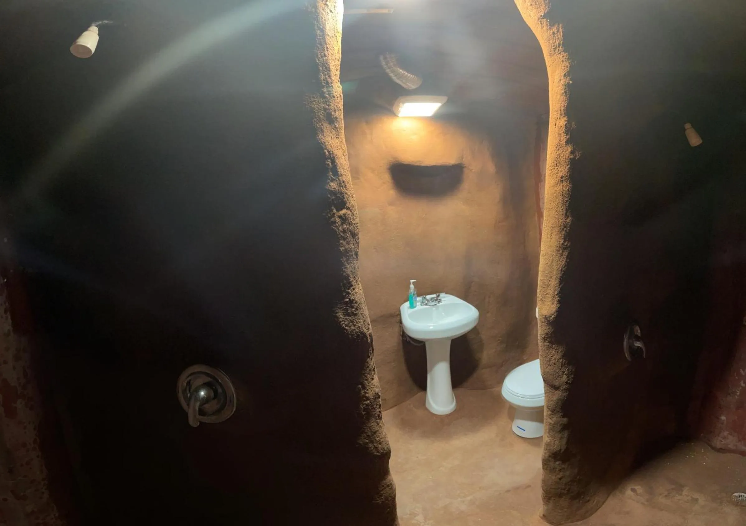 Bathroom in Zion Glamping Adventures