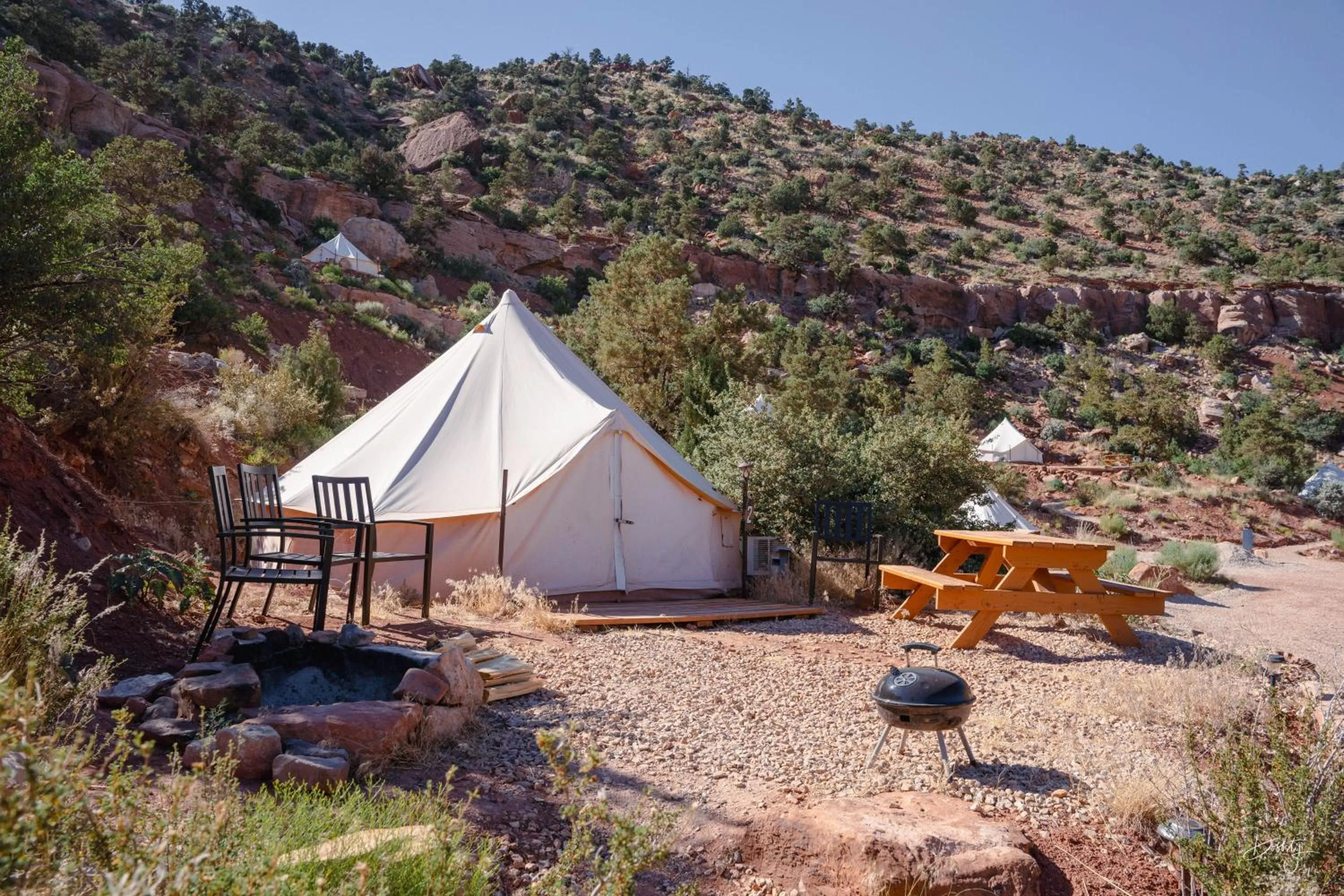 Mountain view in Zion Glamping Adventures
