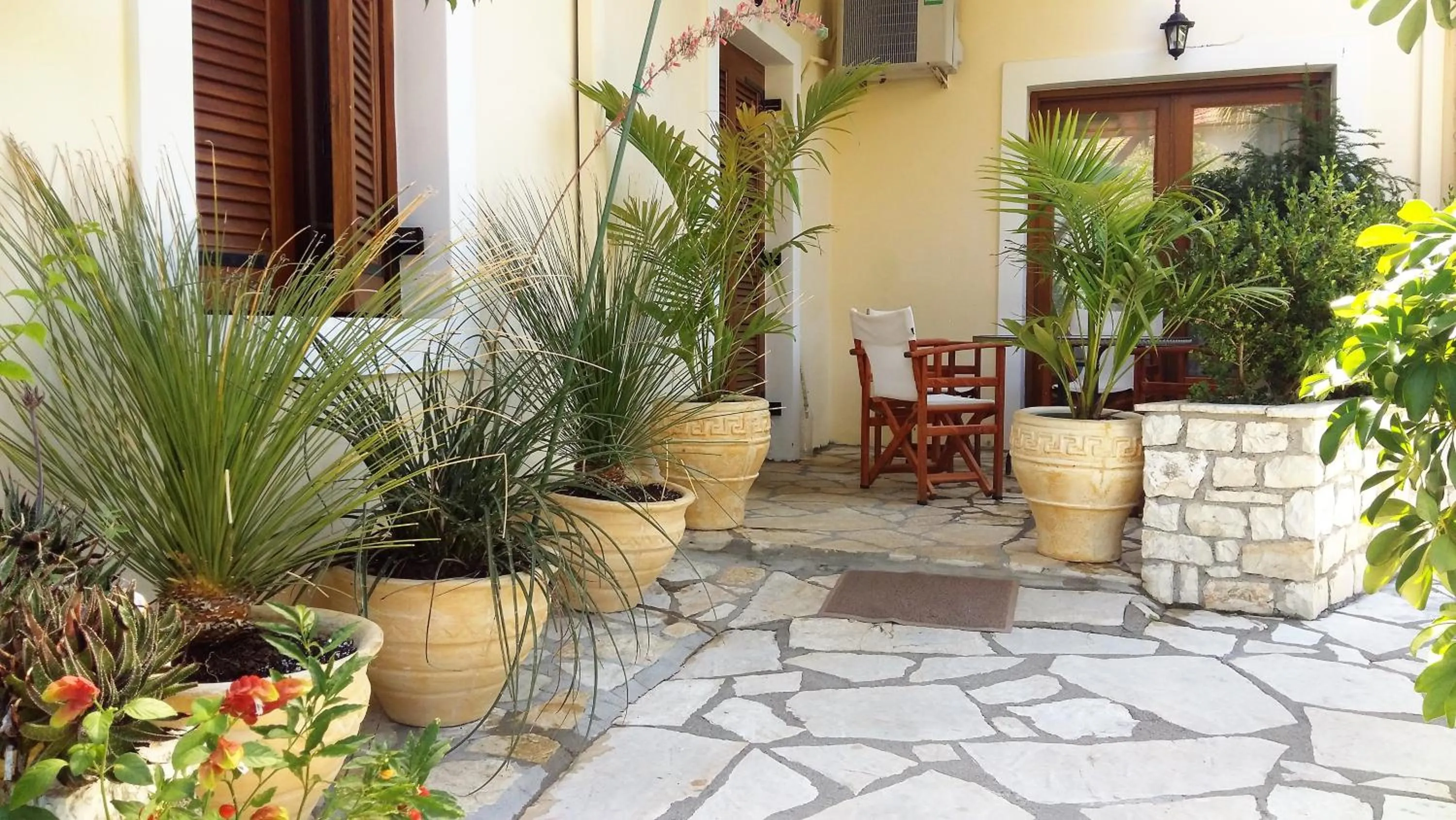 Balcony/Terrace in PHILIPPOS Hotel Apartments