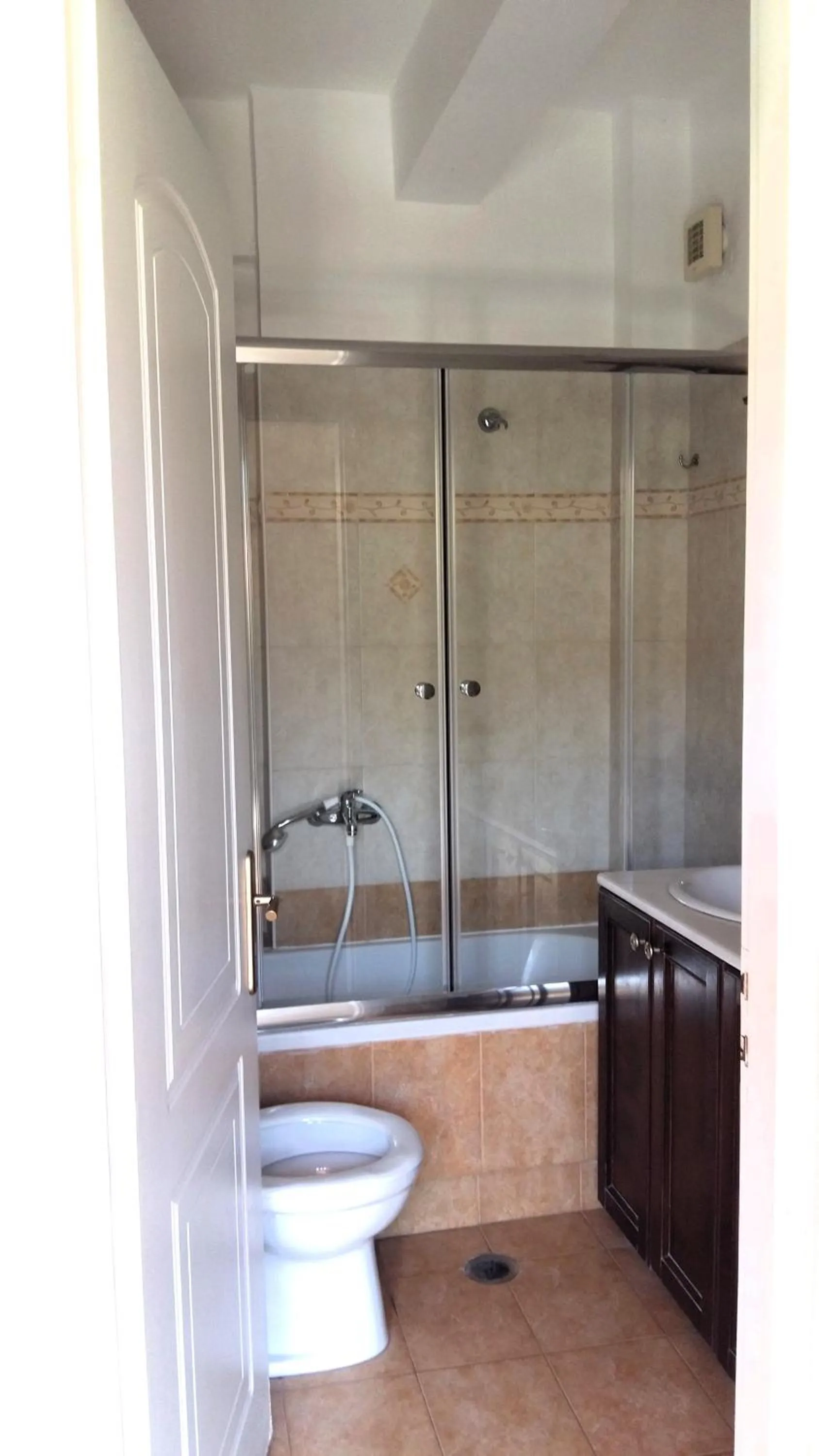 Bathroom in PHILIPPOS Hotel Apartments