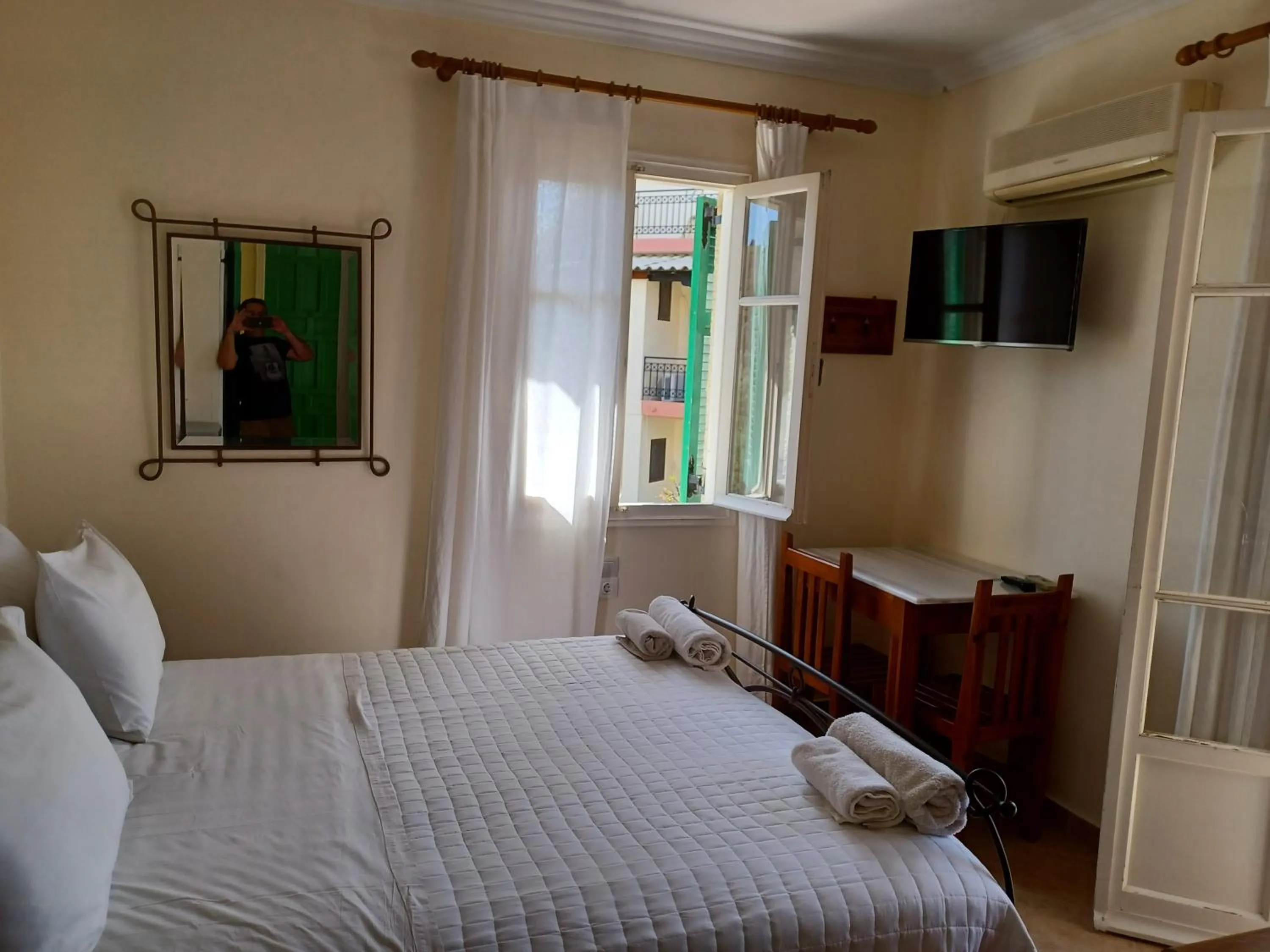 Bedroom, Bed in PHILIPPOS Hotel Apartments