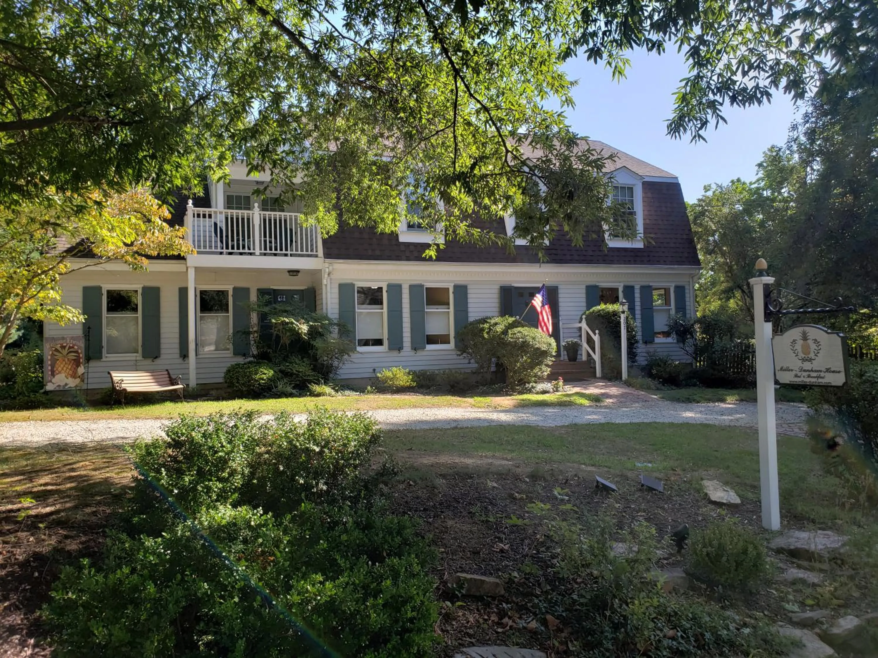 Property building in Miller-Dunham House B&B