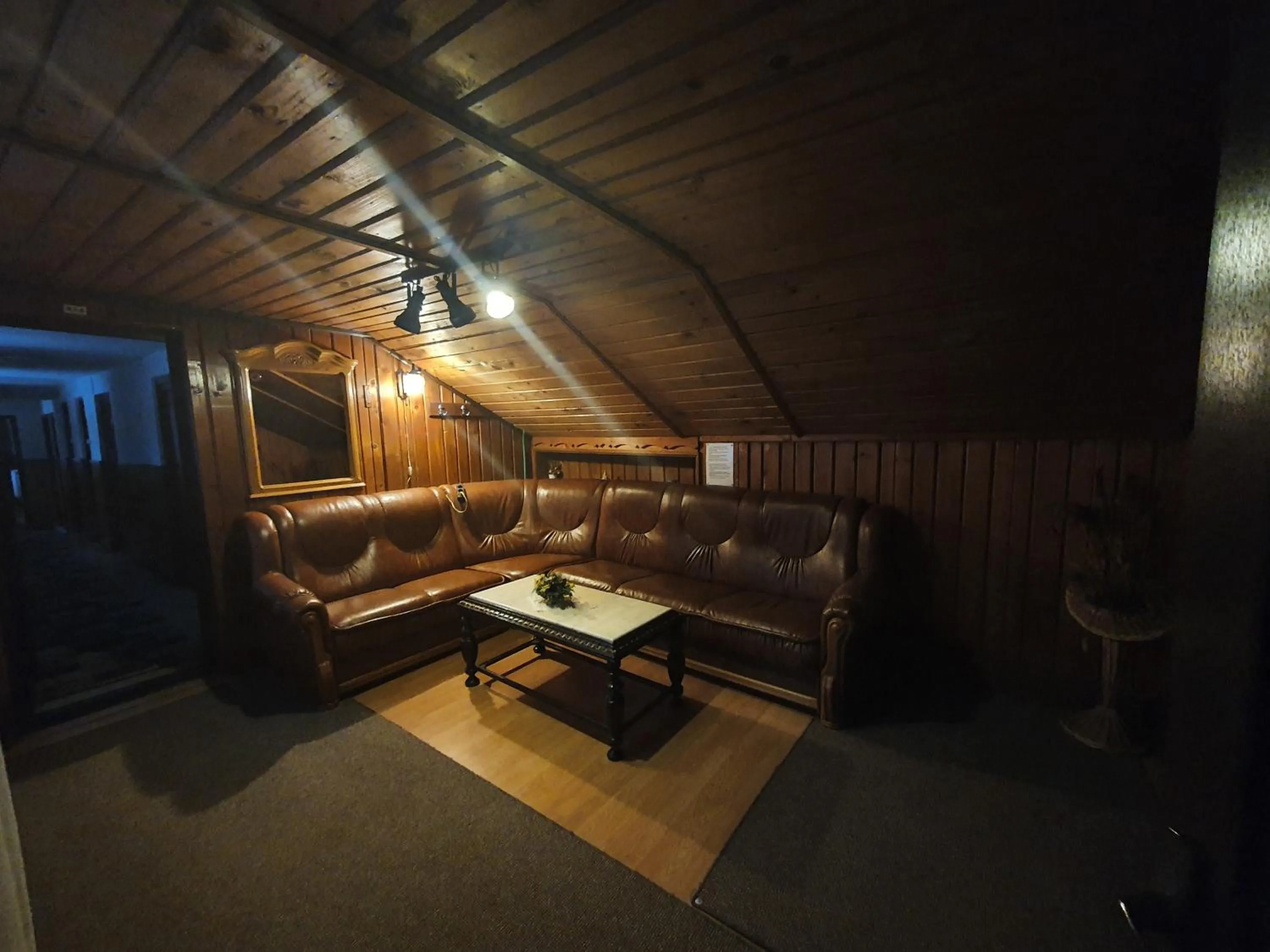 Complex Turistic Caprioara