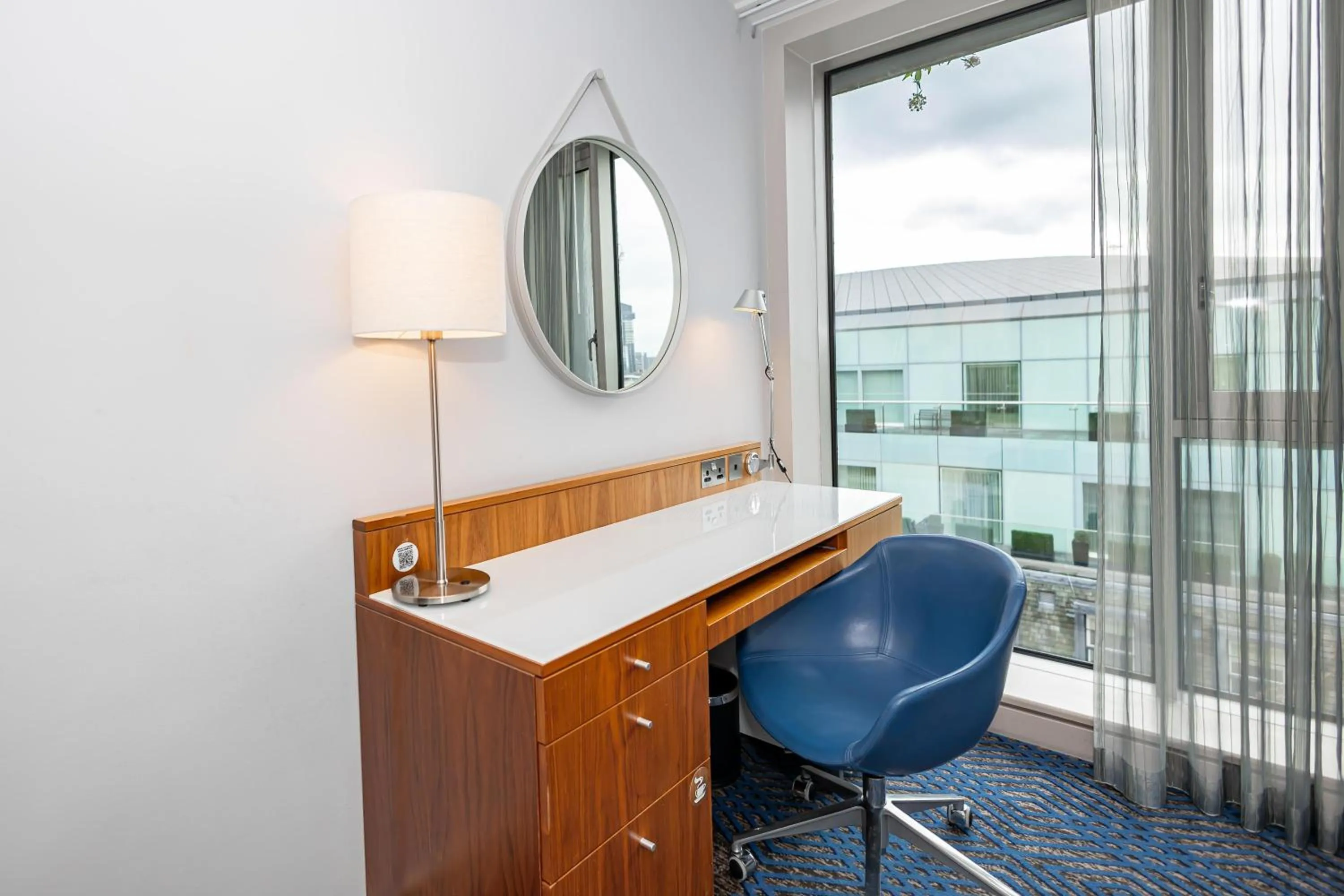 Bedroom in DoubleTree by Hilton Hotel London - Tower of London