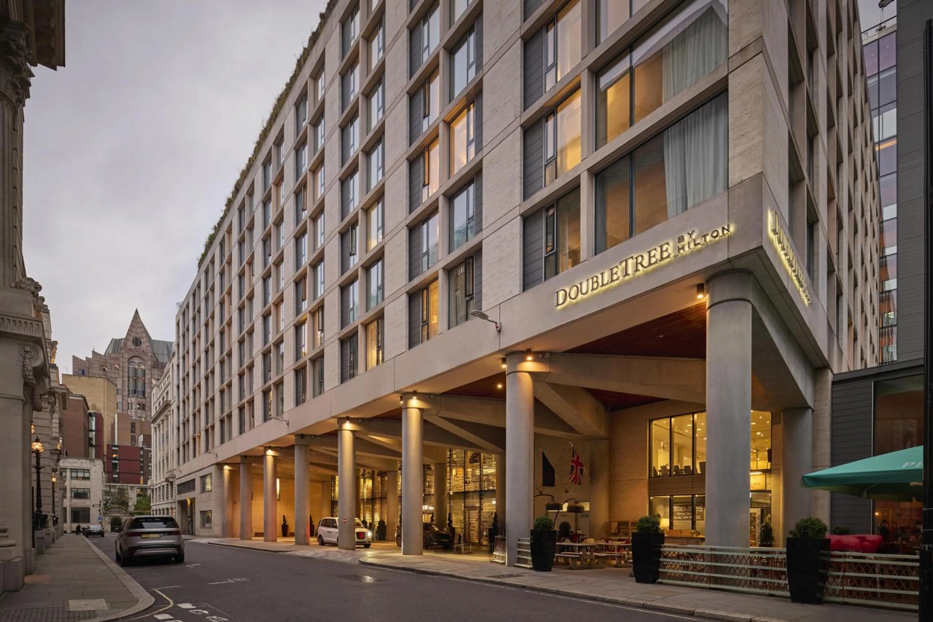 Property building in DoubleTree by Hilton Hotel London - Tower of London