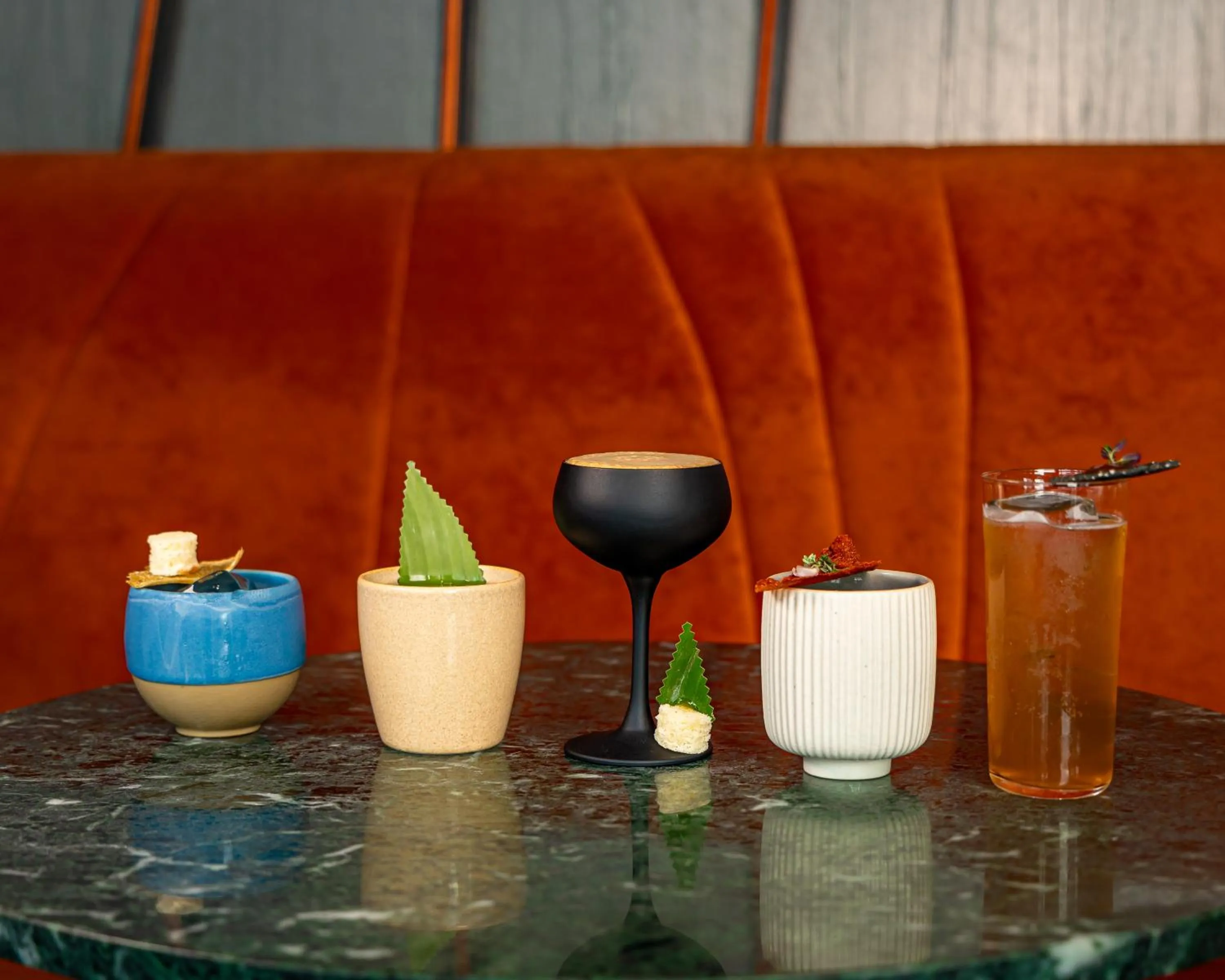 Lounge or bar in DoubleTree by Hilton Hotel London - Tower of London