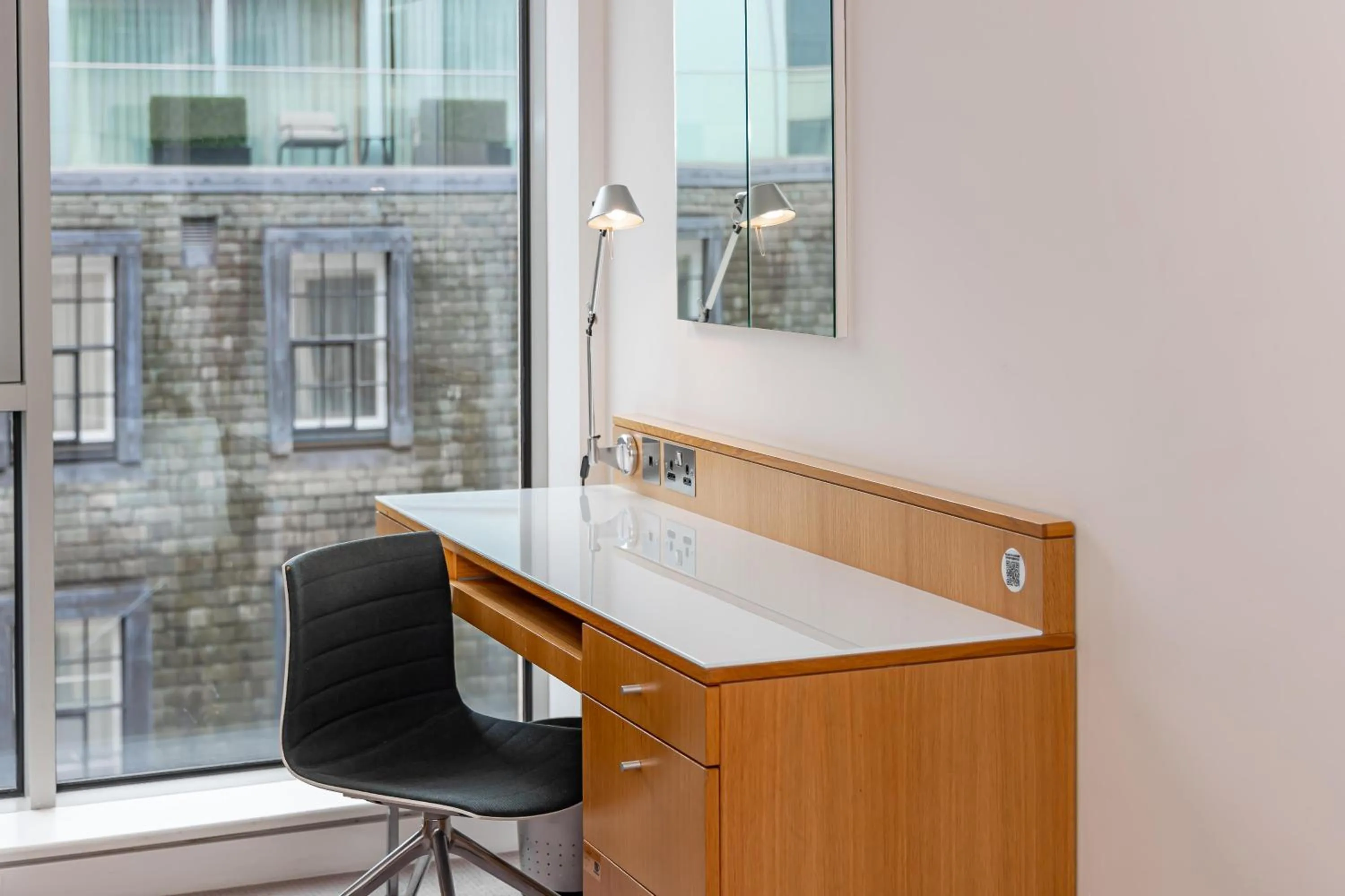 Bedroom in DoubleTree by Hilton Hotel London - Tower of London