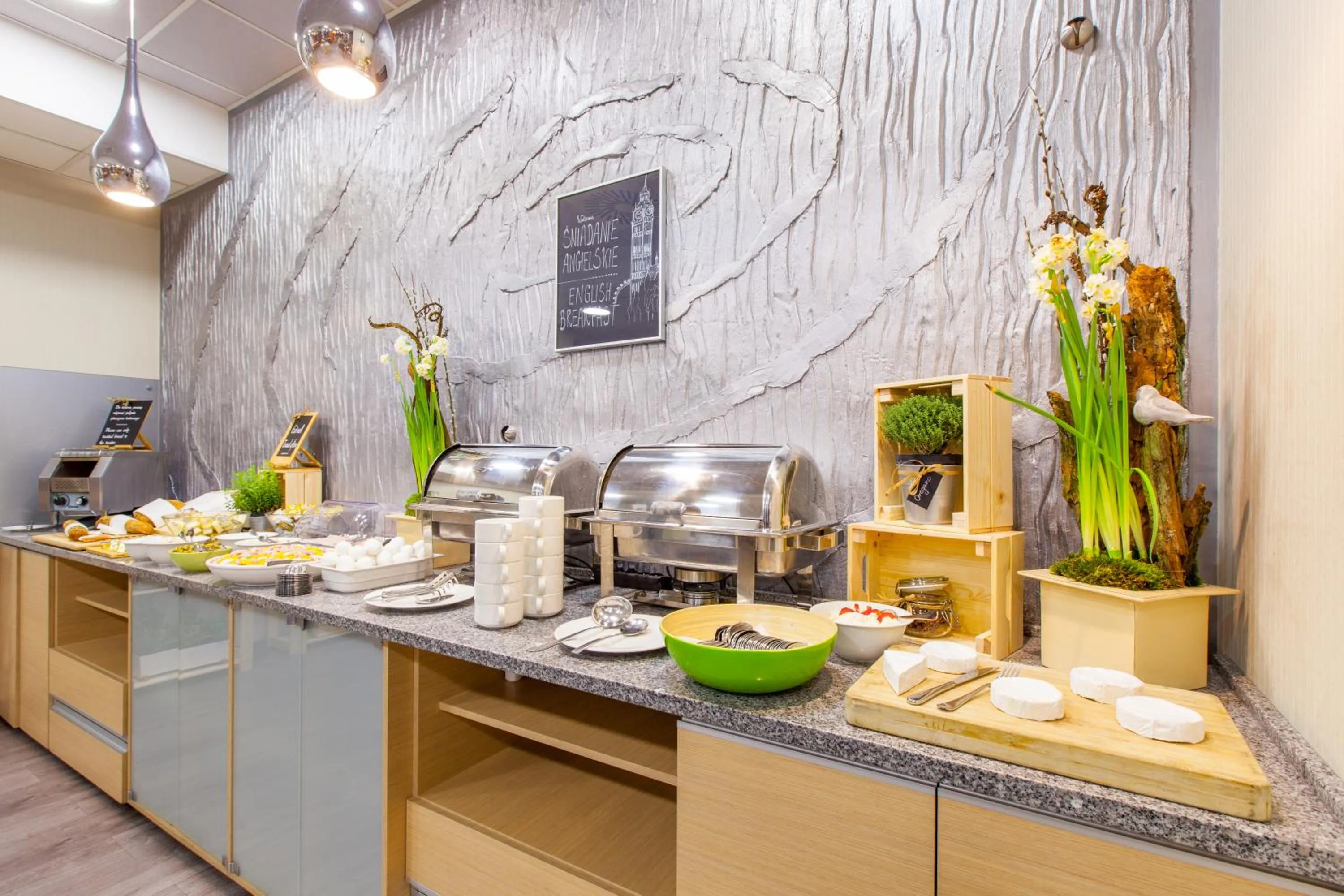 Breakfast in Galaxy Hotel