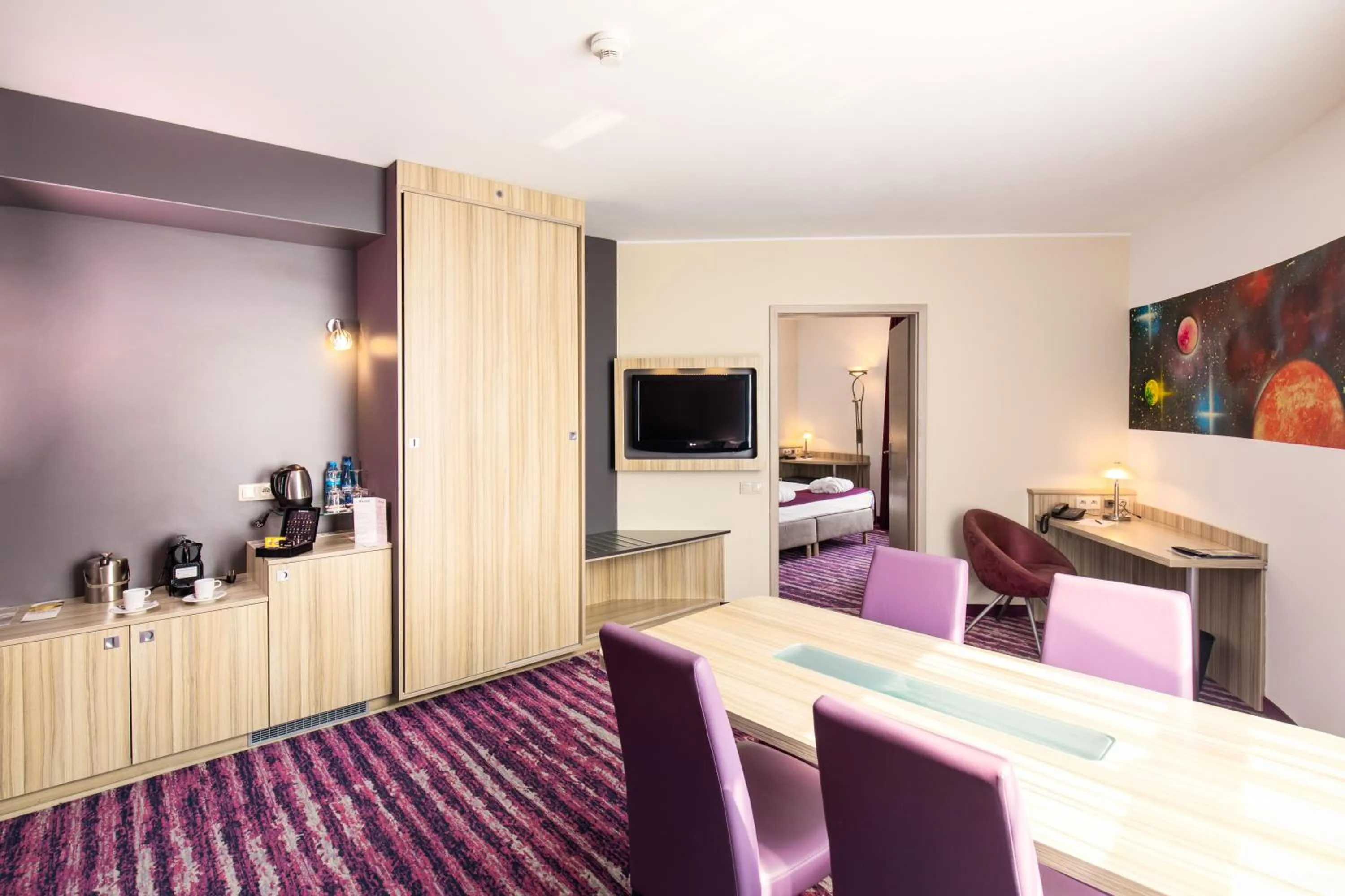 Photo of the whole room in Galaxy Hotel