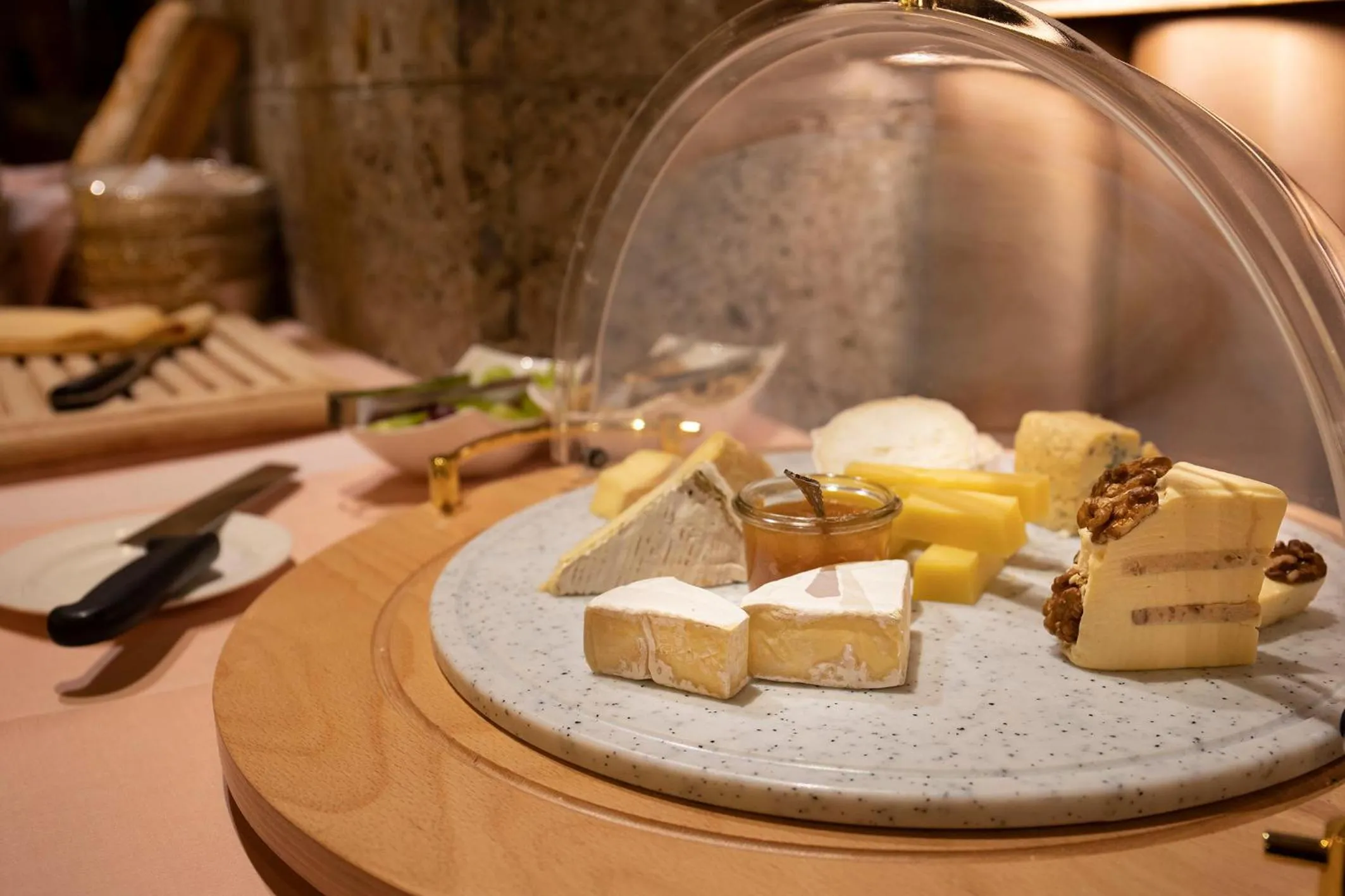 Food and drinks in Sporthotel St. Anton