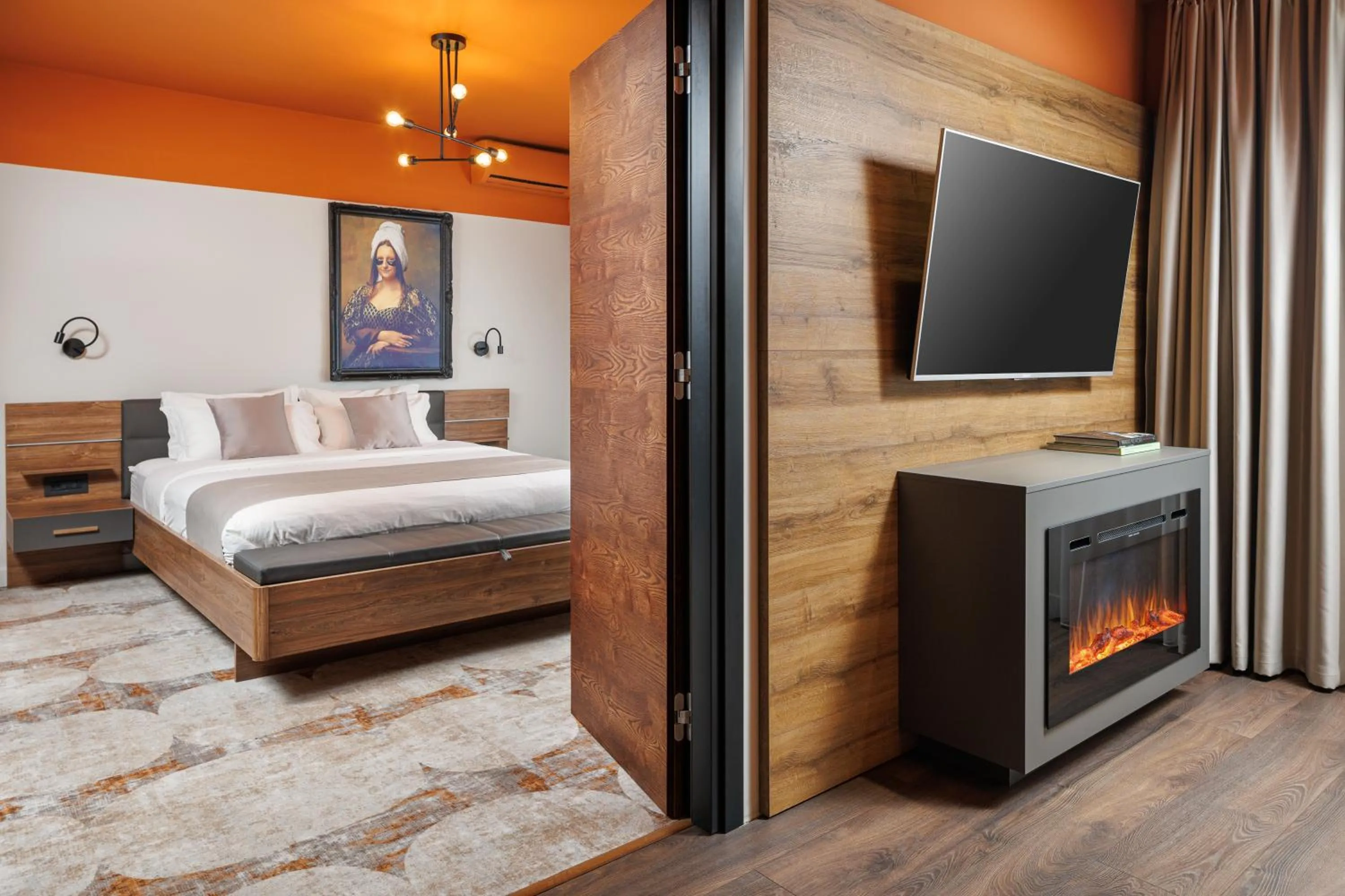 Bed in Bucharest Comfort Suites Hotel