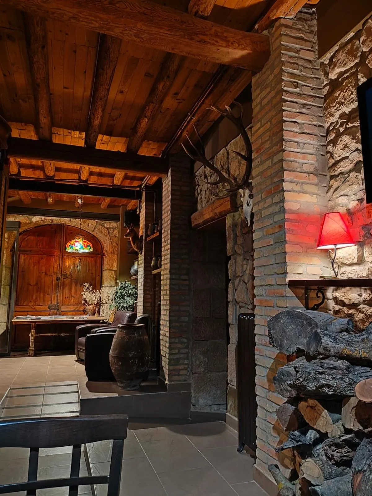 Living room in La Garbinada Hotel