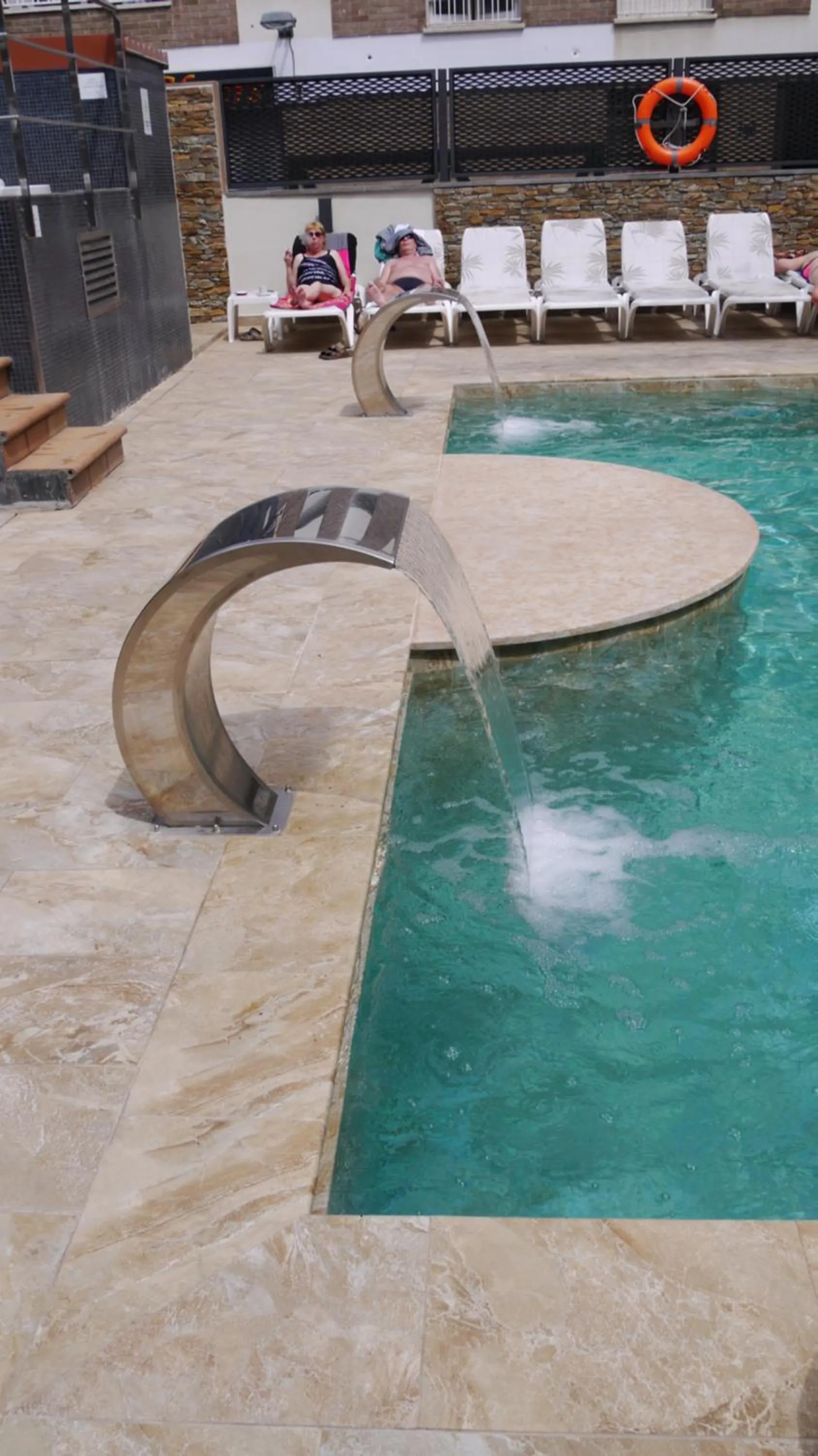 Swimming pool in Hotel la Palmera & Spa