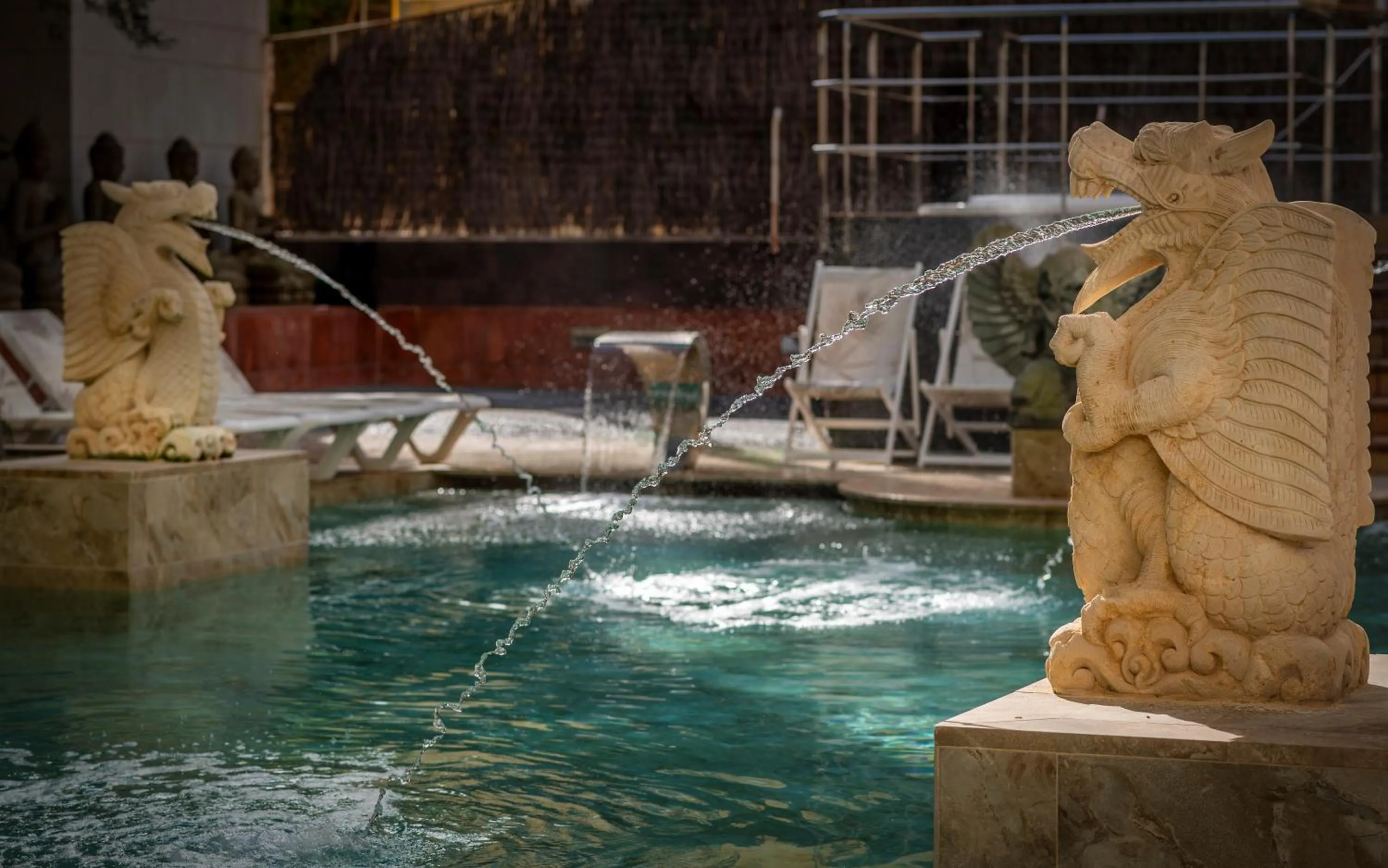 Swimming pool in Hotel la Palmera & Spa