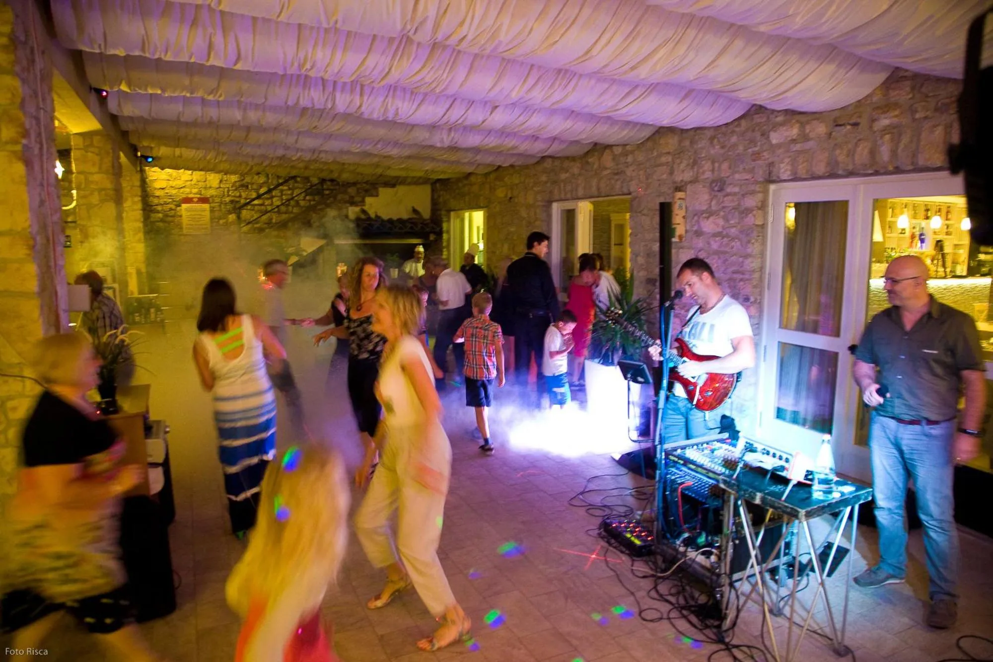 Evening entertainment in Residence Delle Rose