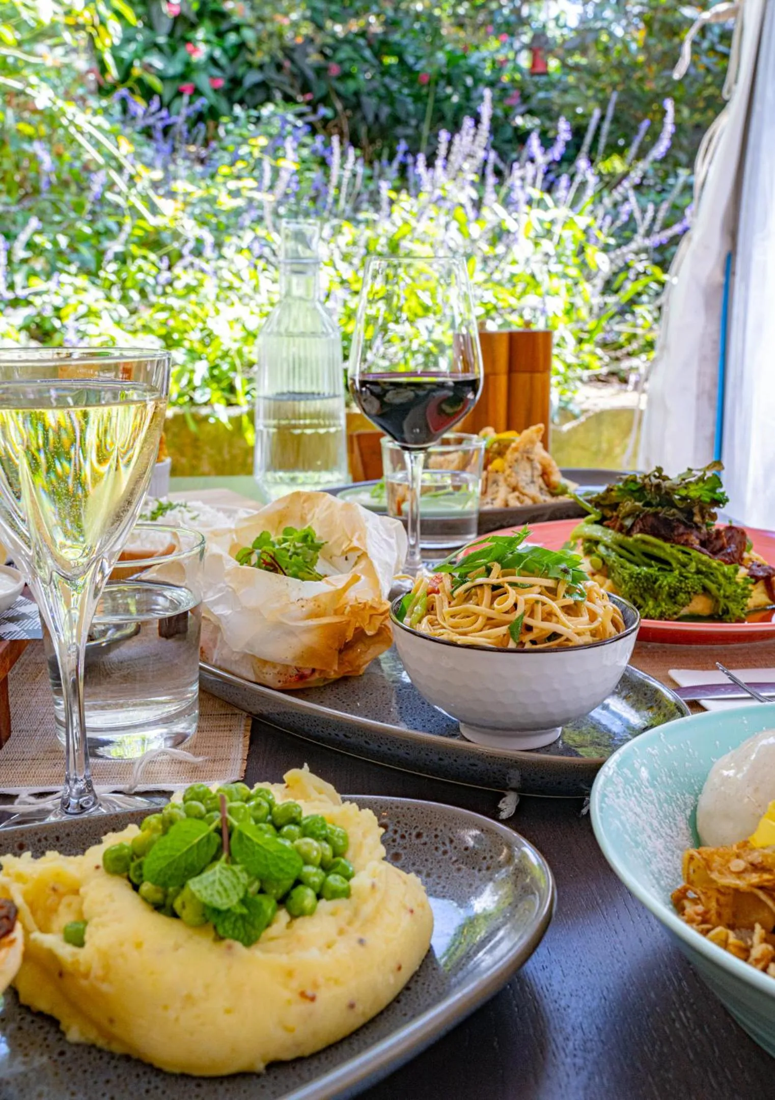 Restaurant/places to eat in Angel Sussurri