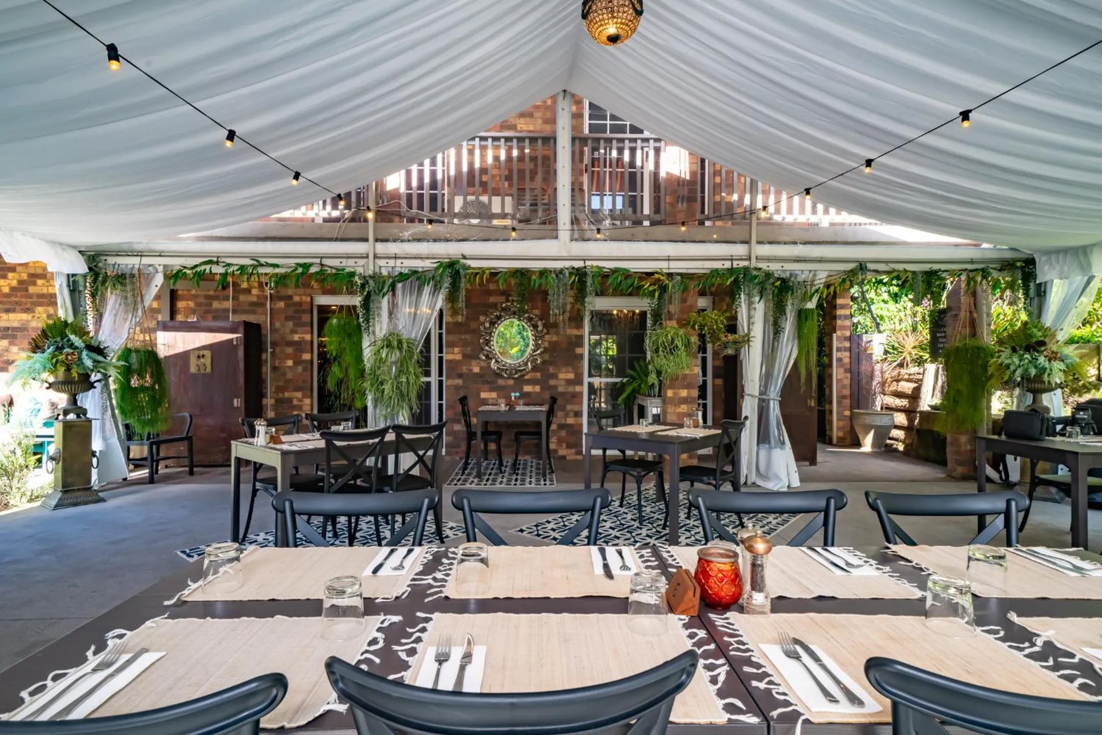 Restaurant/places to eat in Angel Sussurri