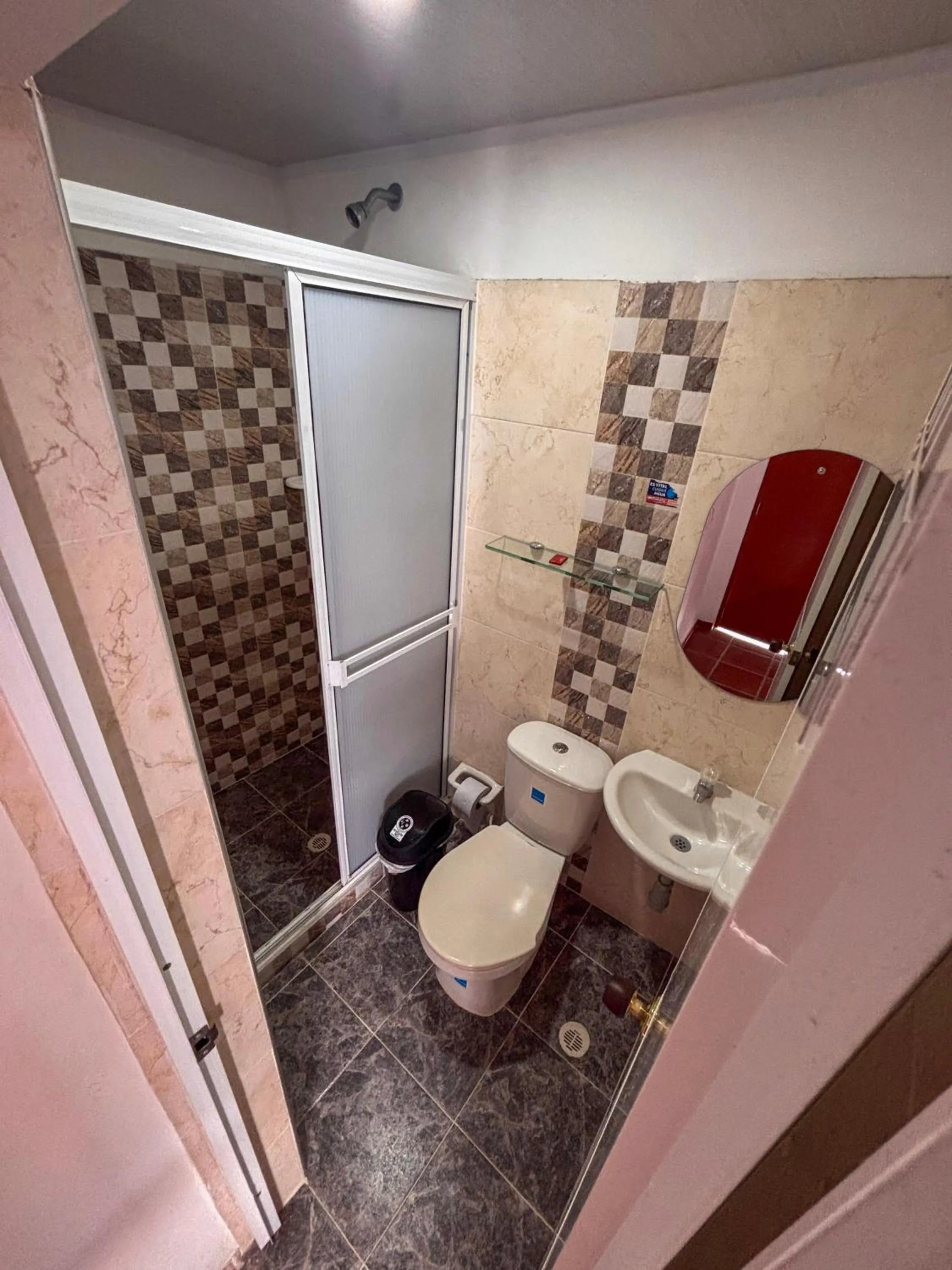 Bathroom in Hotel Colonial San Felipe