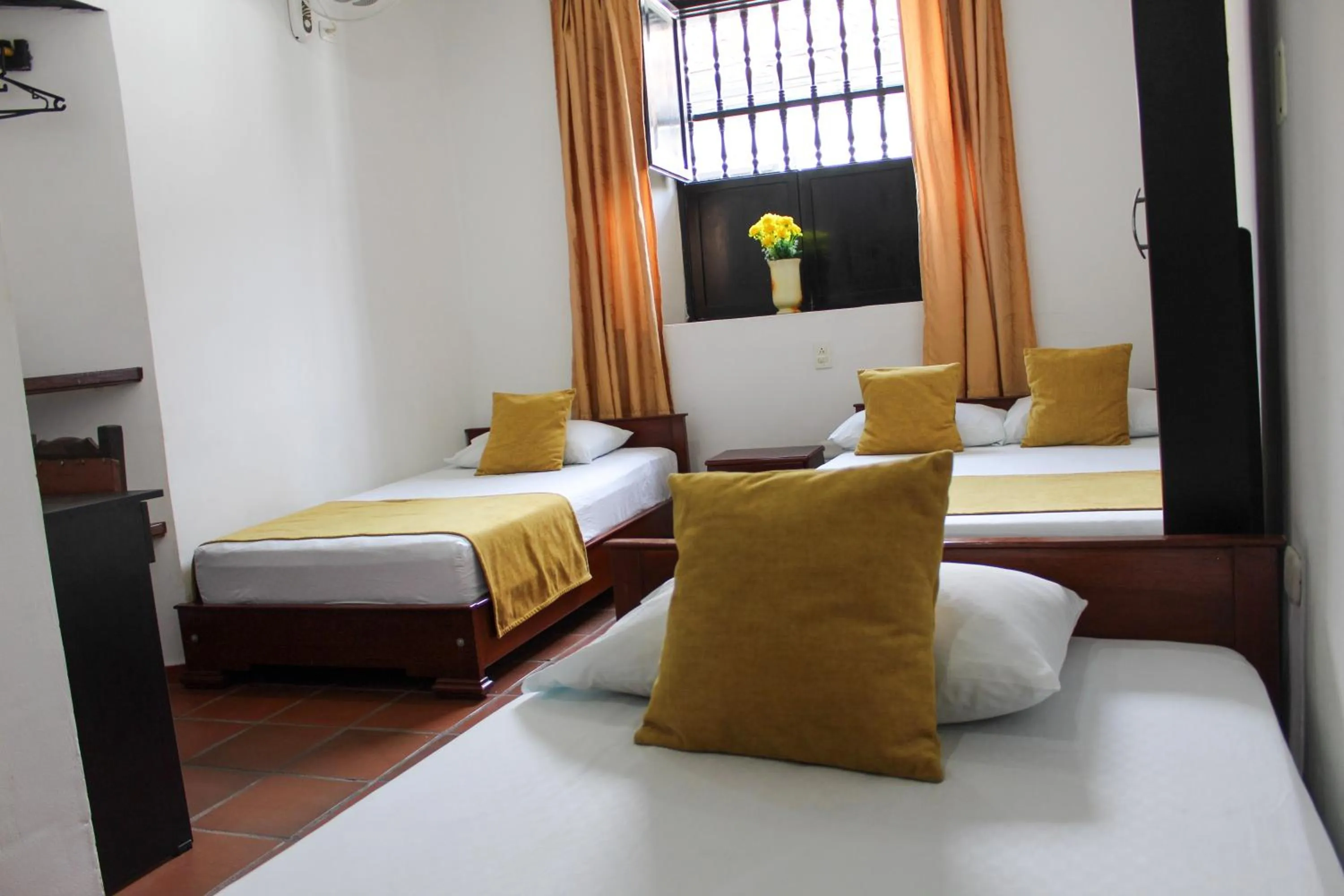 Bedroom, Bed in Hotel Colonial San Felipe