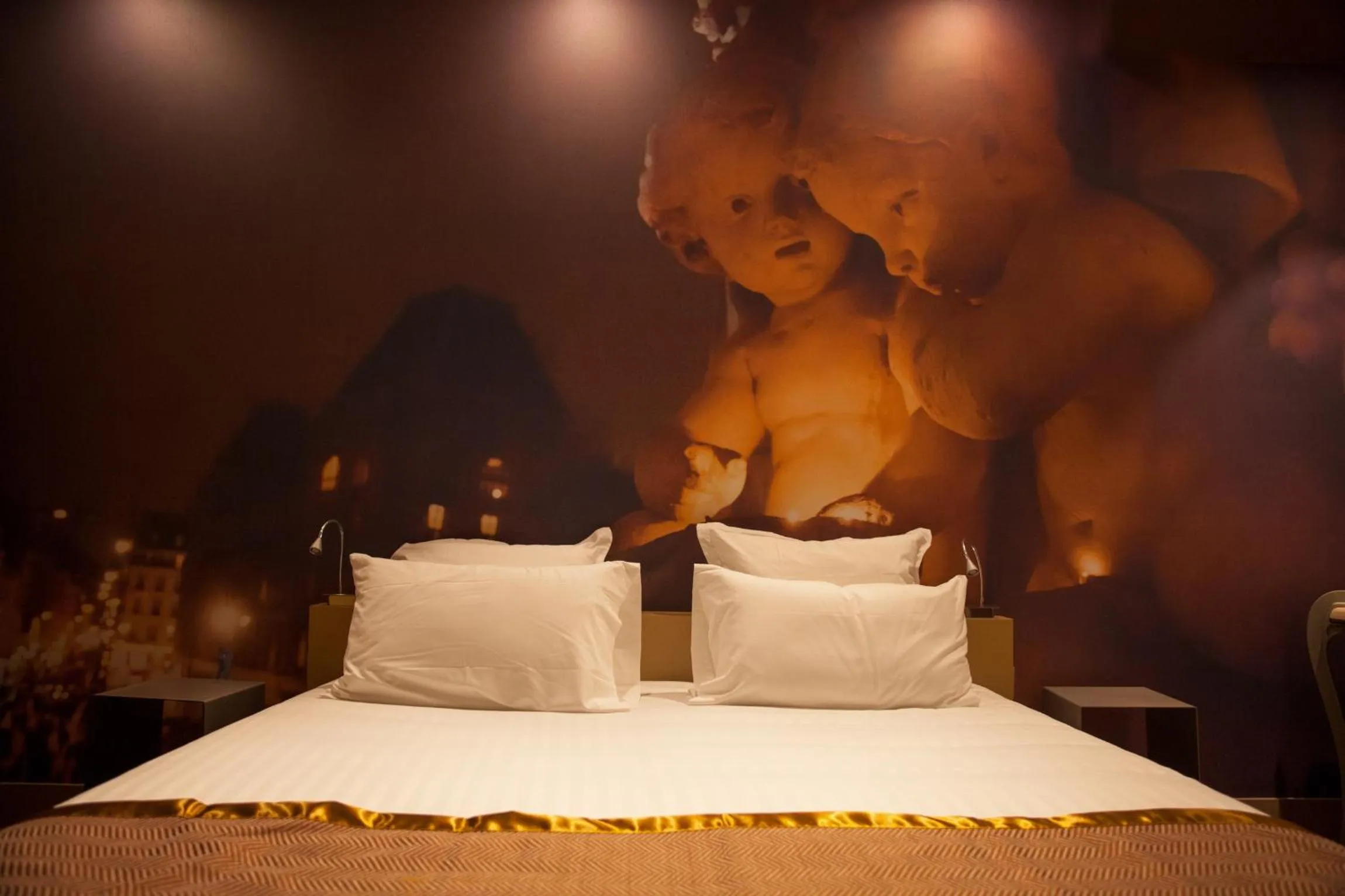 Other, Bed in Hotel Sixteen Paris Montrouge